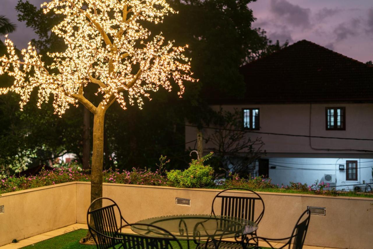 Hotel Clove 4*