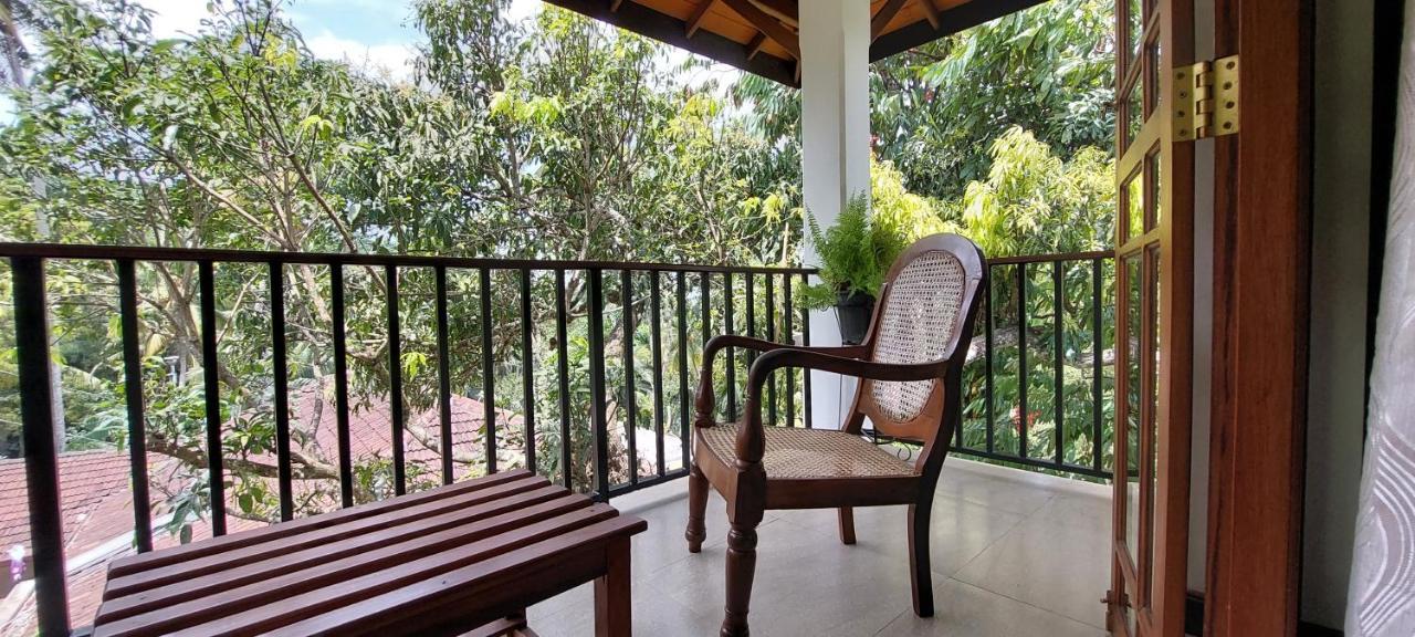 Windy Ridge Guest house 3*