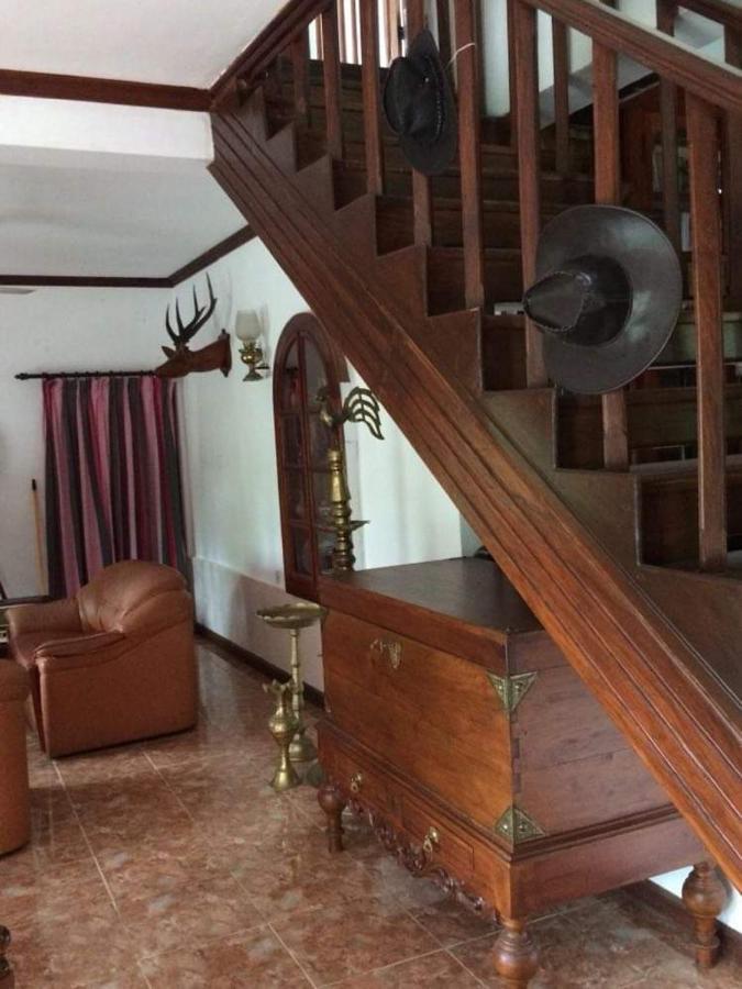 Villa25 Free Pick Up From The Centre Homestay Kandy