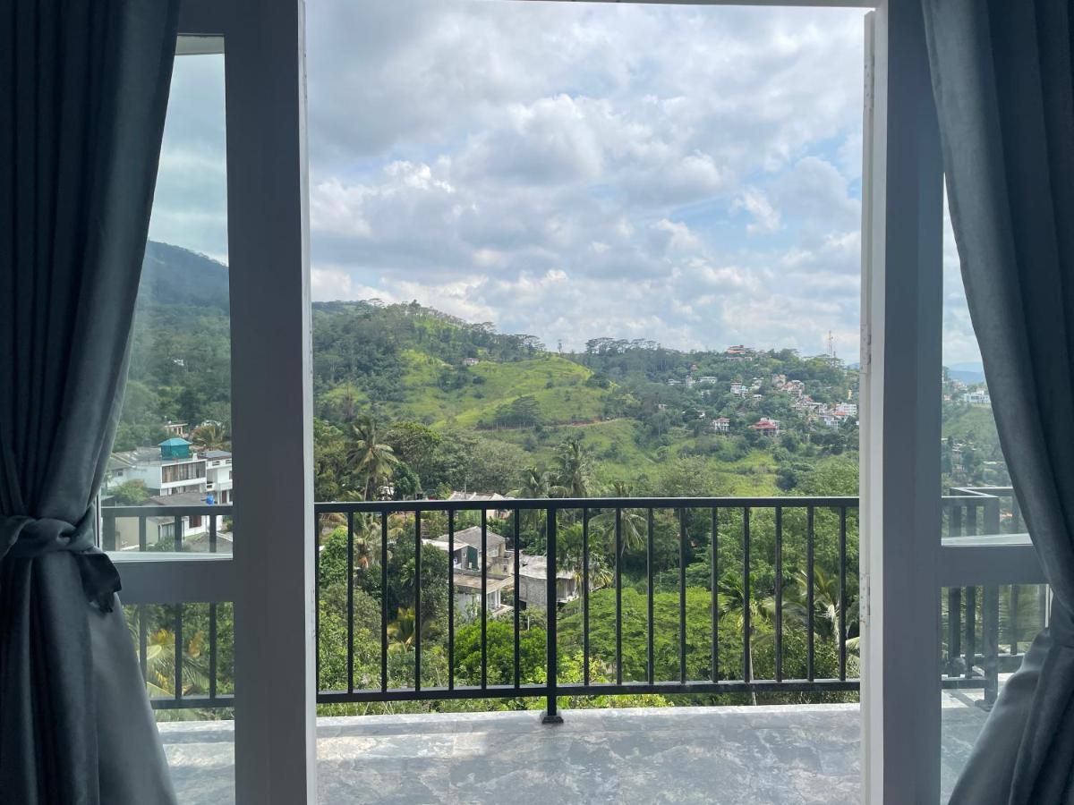 Golden Sky Kandy