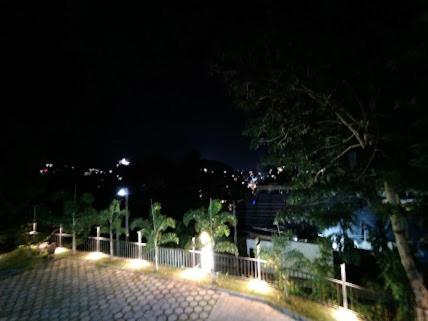 Lake Kandy Villa Inn *