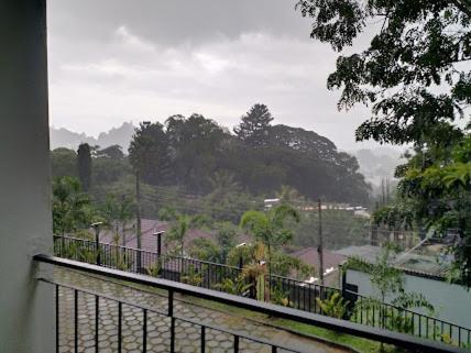 Inn Lake Kandy Villa *