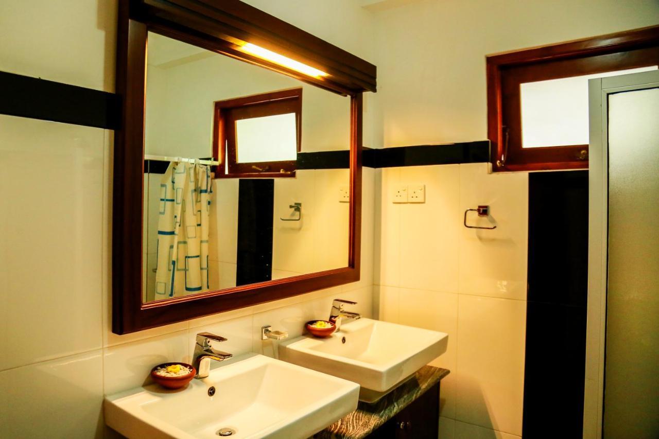 Guest house Queens *
