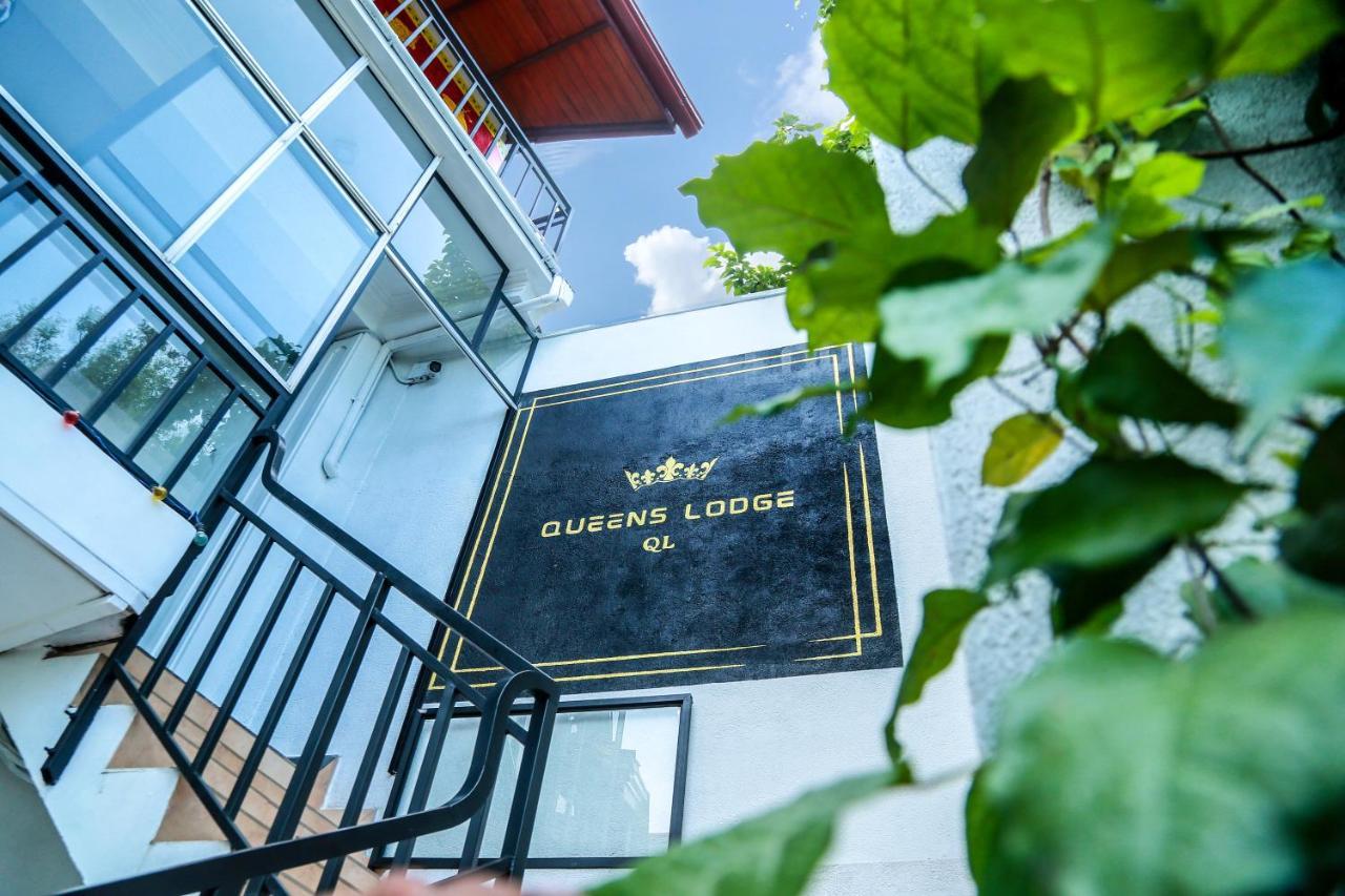 Queens Guest house