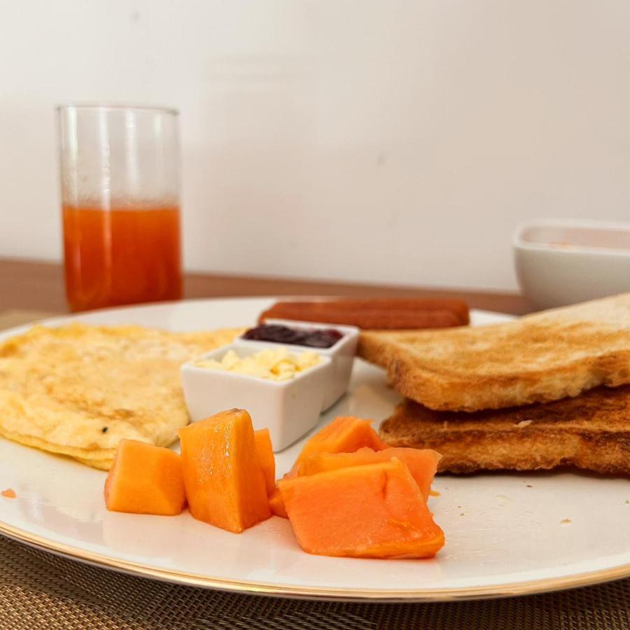 Cliveland Bed & Breakfast *