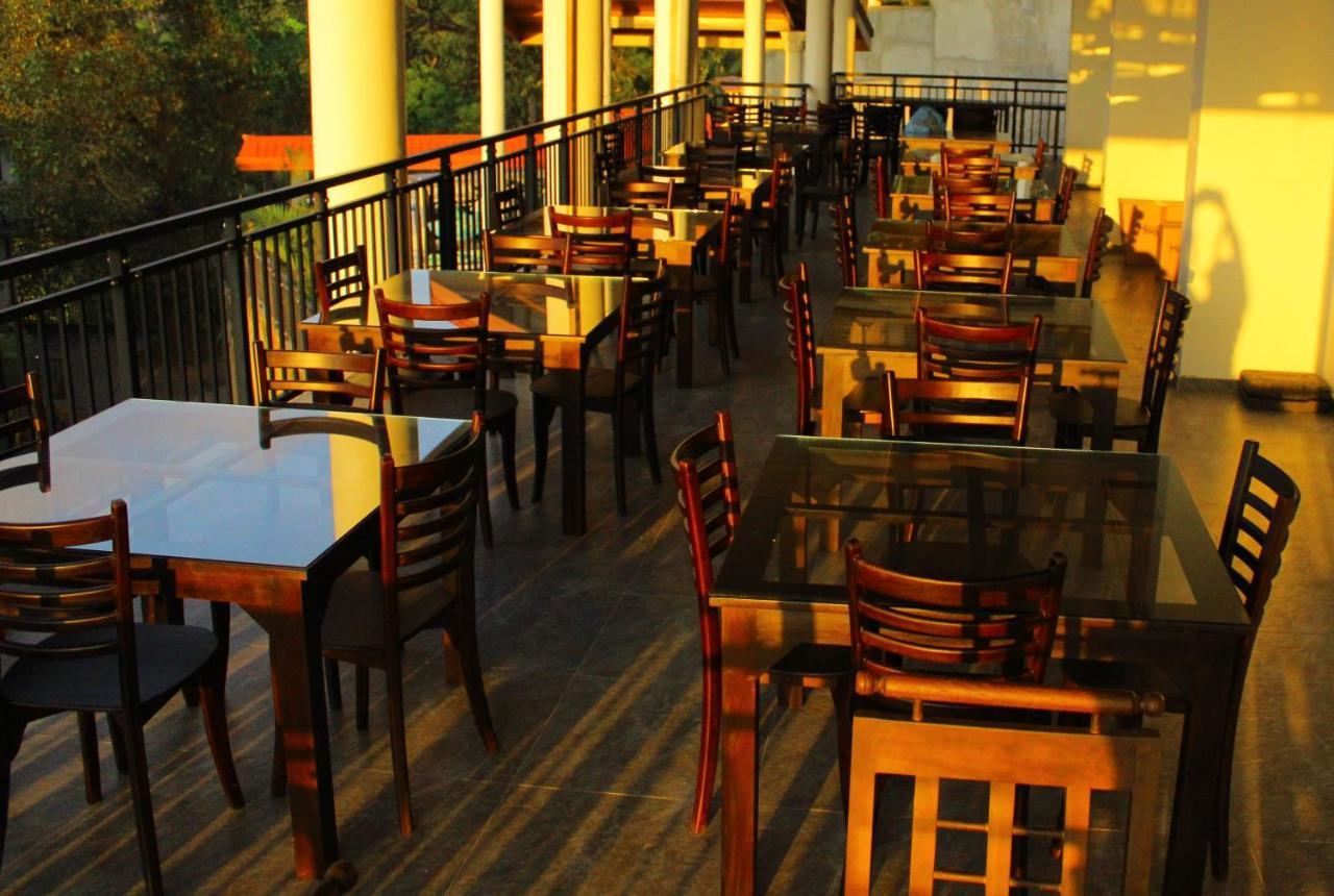 Sky Gate Hotel Kandy