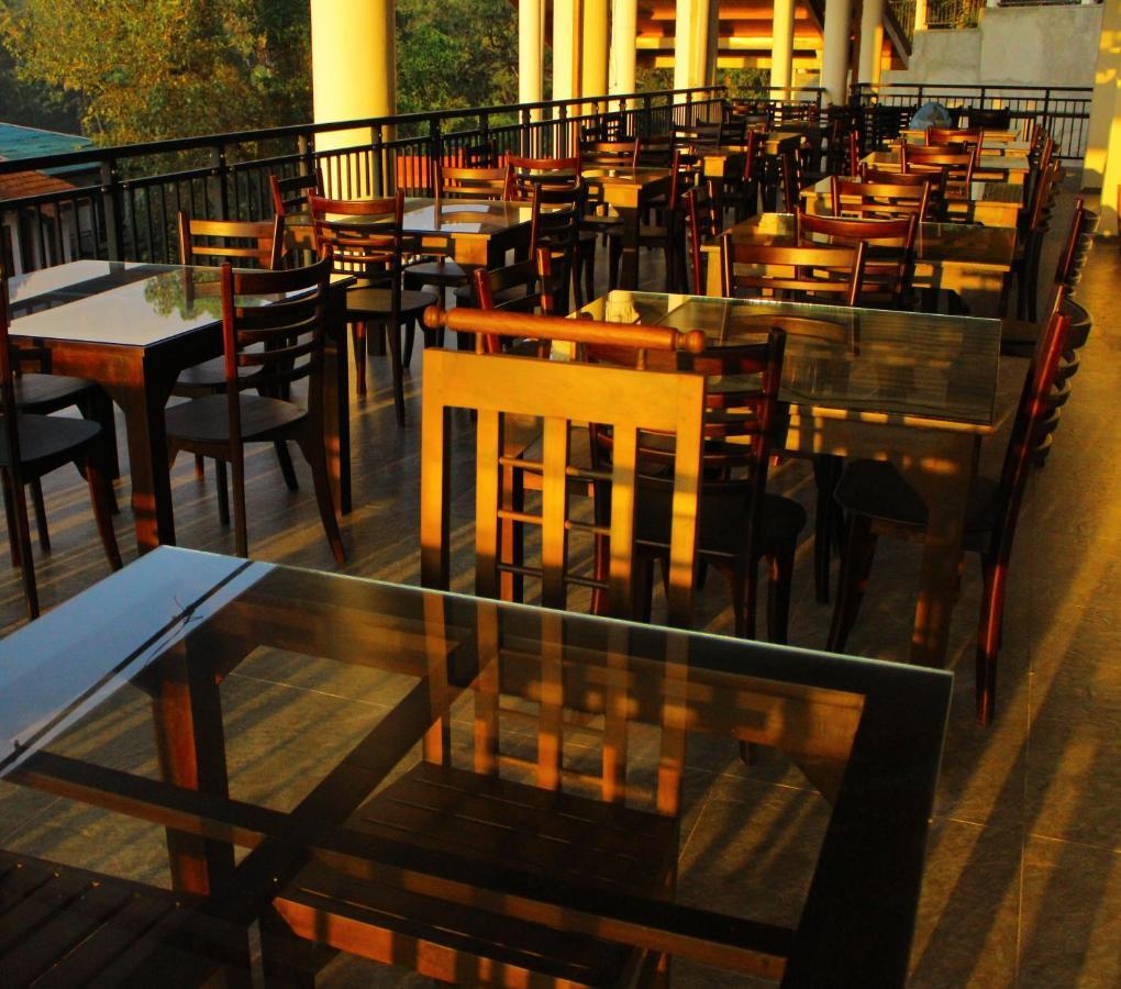 Sky Gate Hotel Kandy