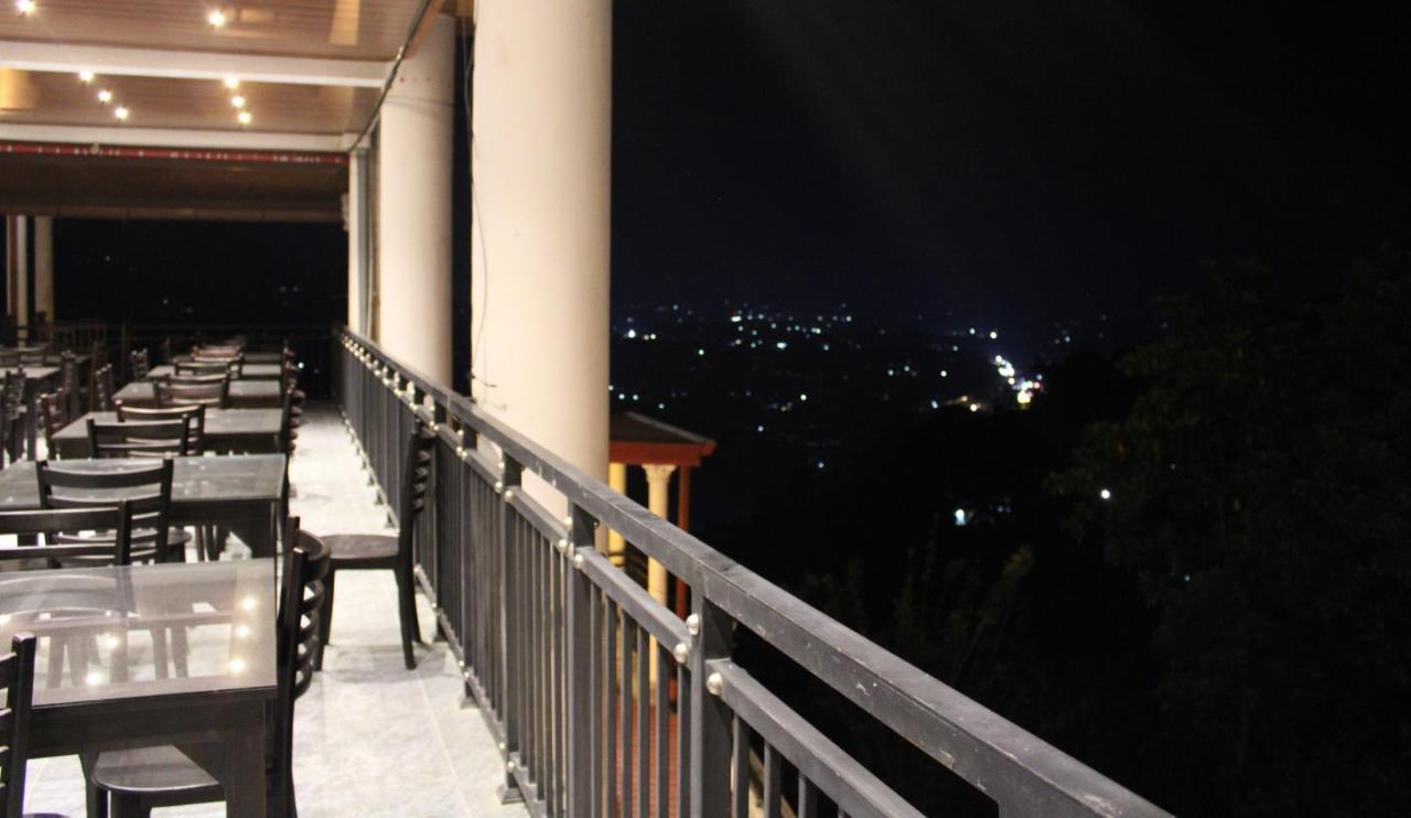 Sky Gate Hotel 5*