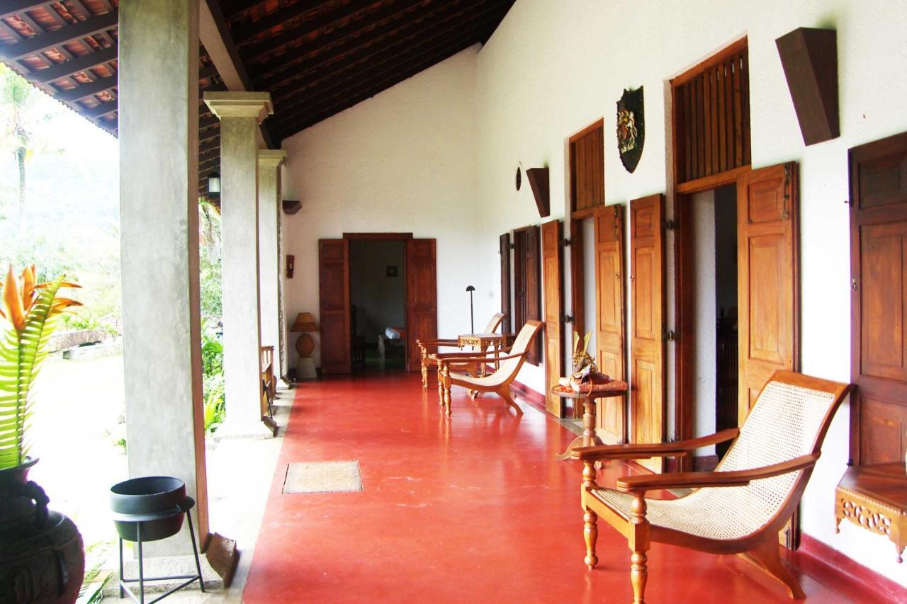 Hotel Serendip Stone And
