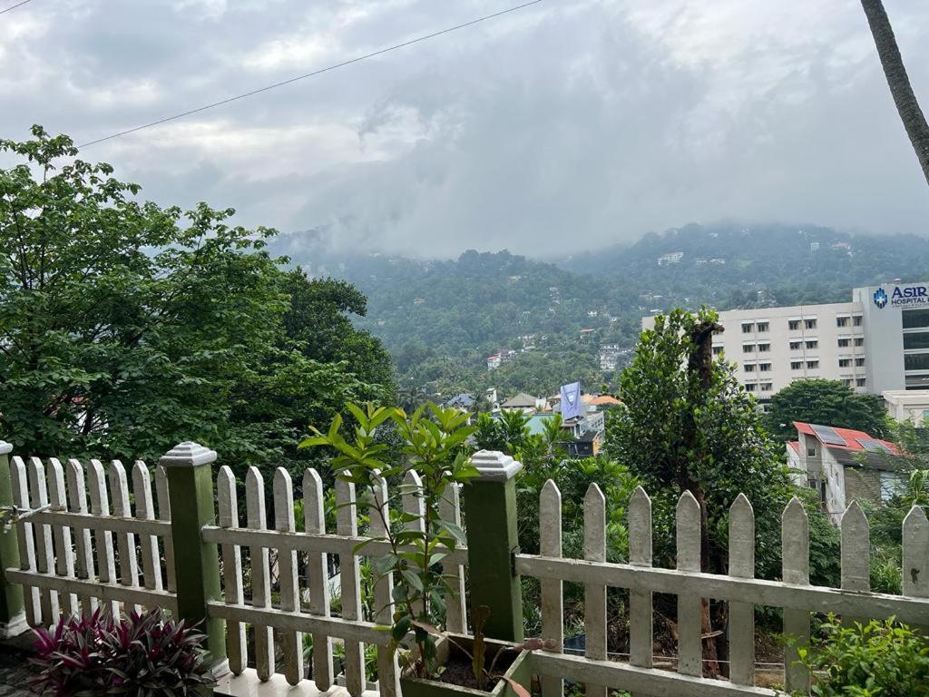 Guest house Hanthana View Kandy