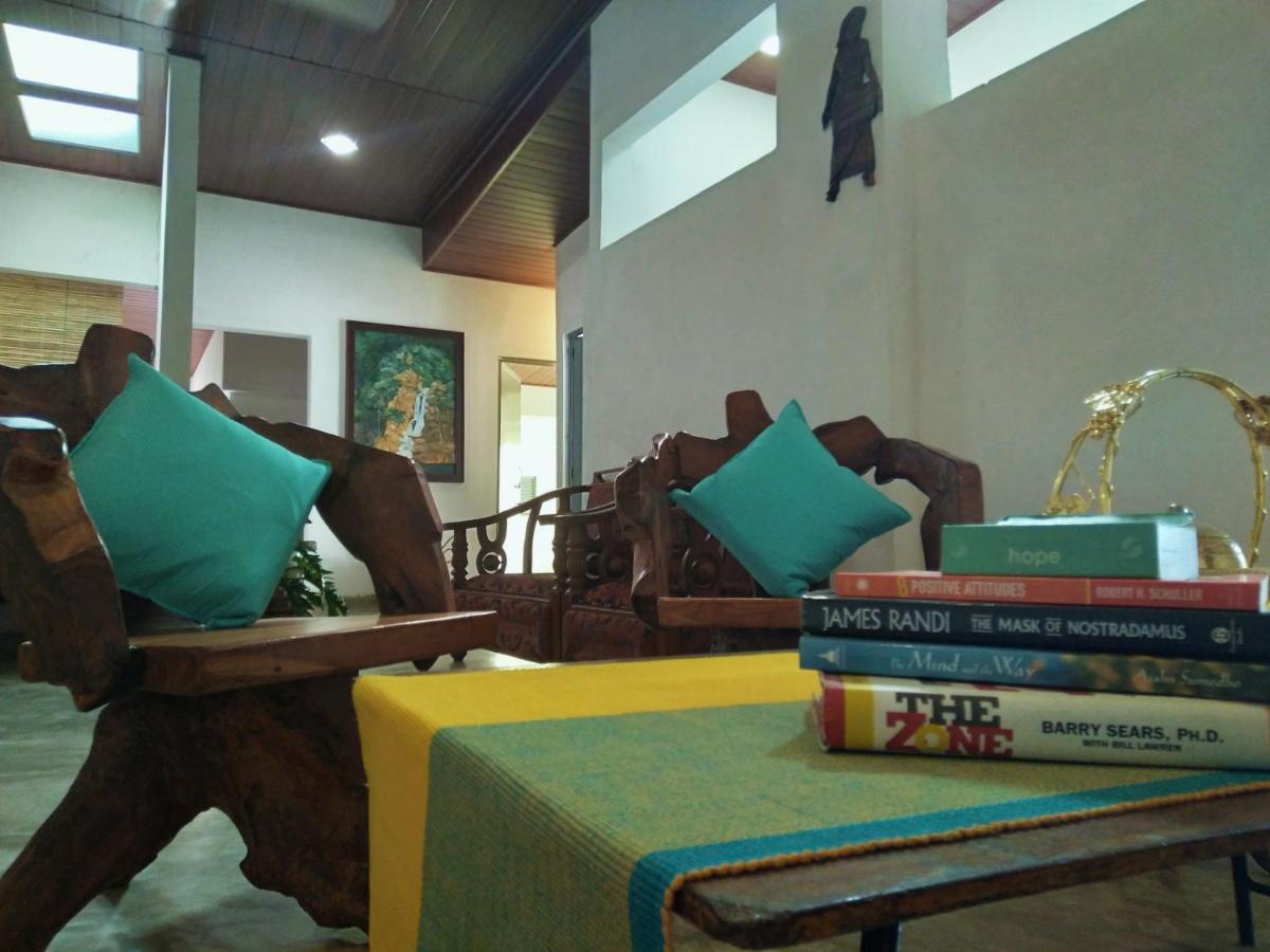 Hostel Barefoot *