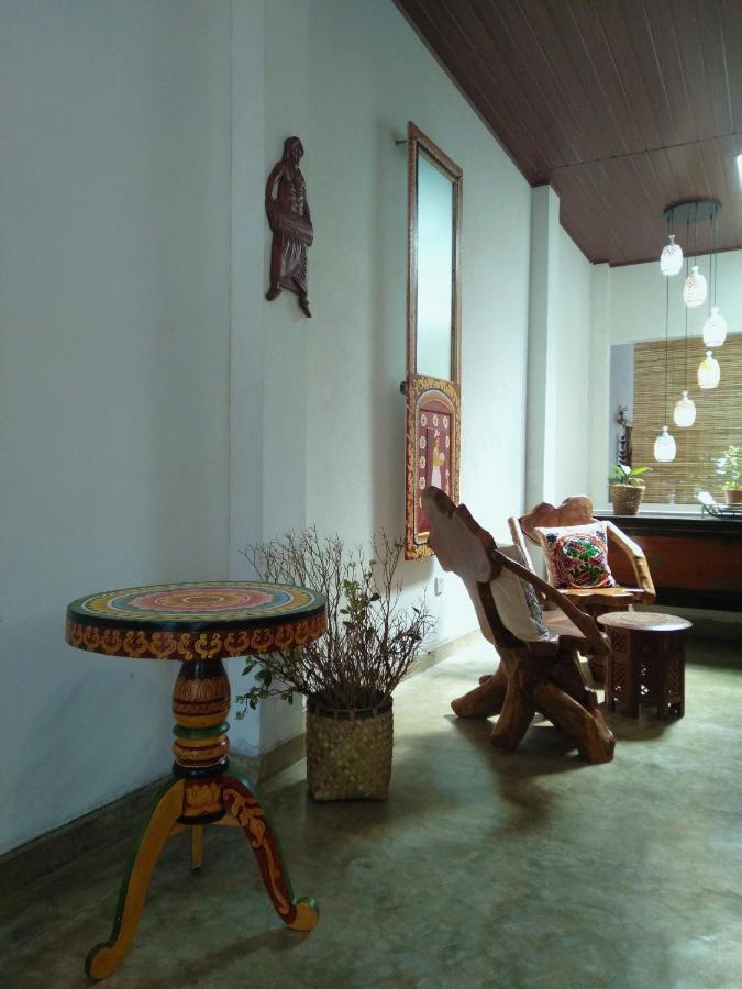 Barefoot Hostel Kandy