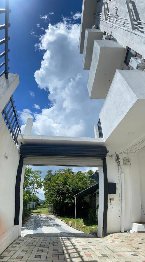 Hotel Aurelia Kandy