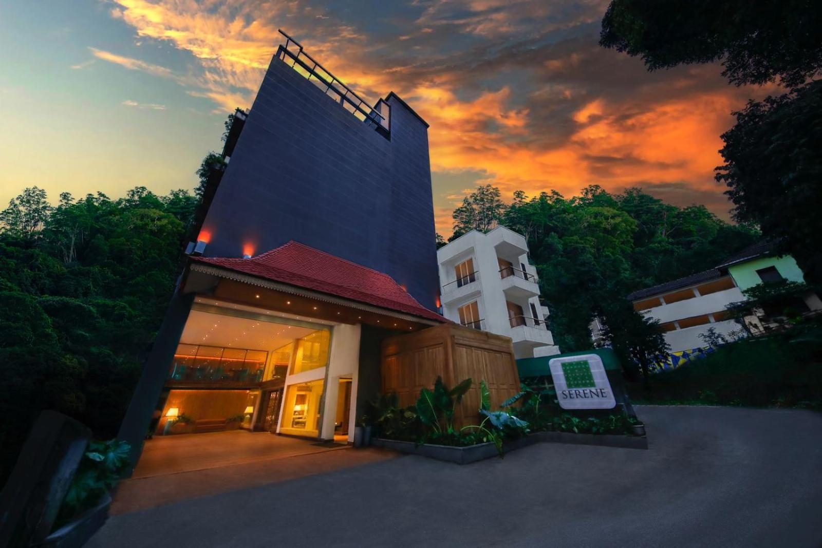 Serene Hotel 4*