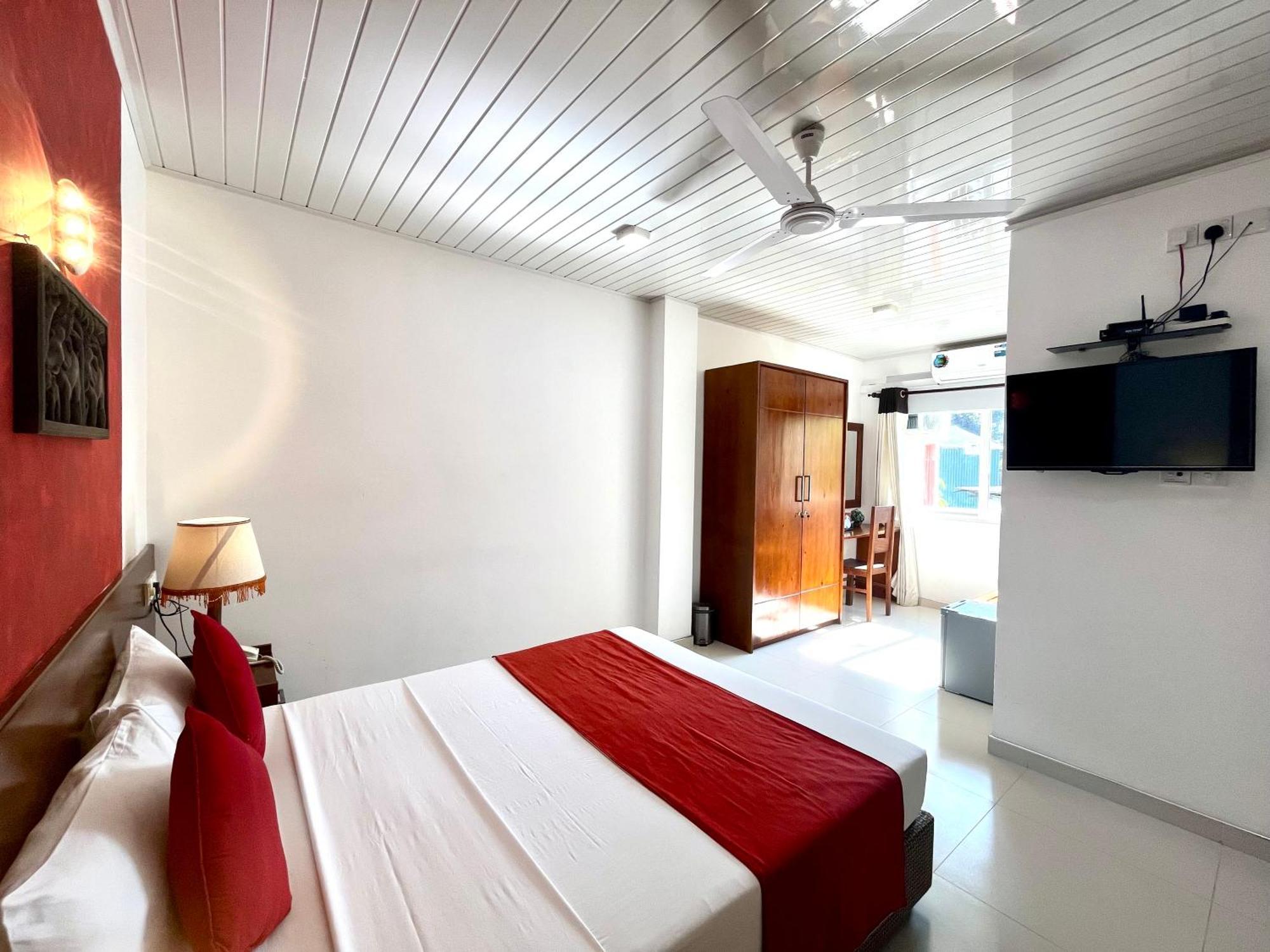 Hotel My 3*
