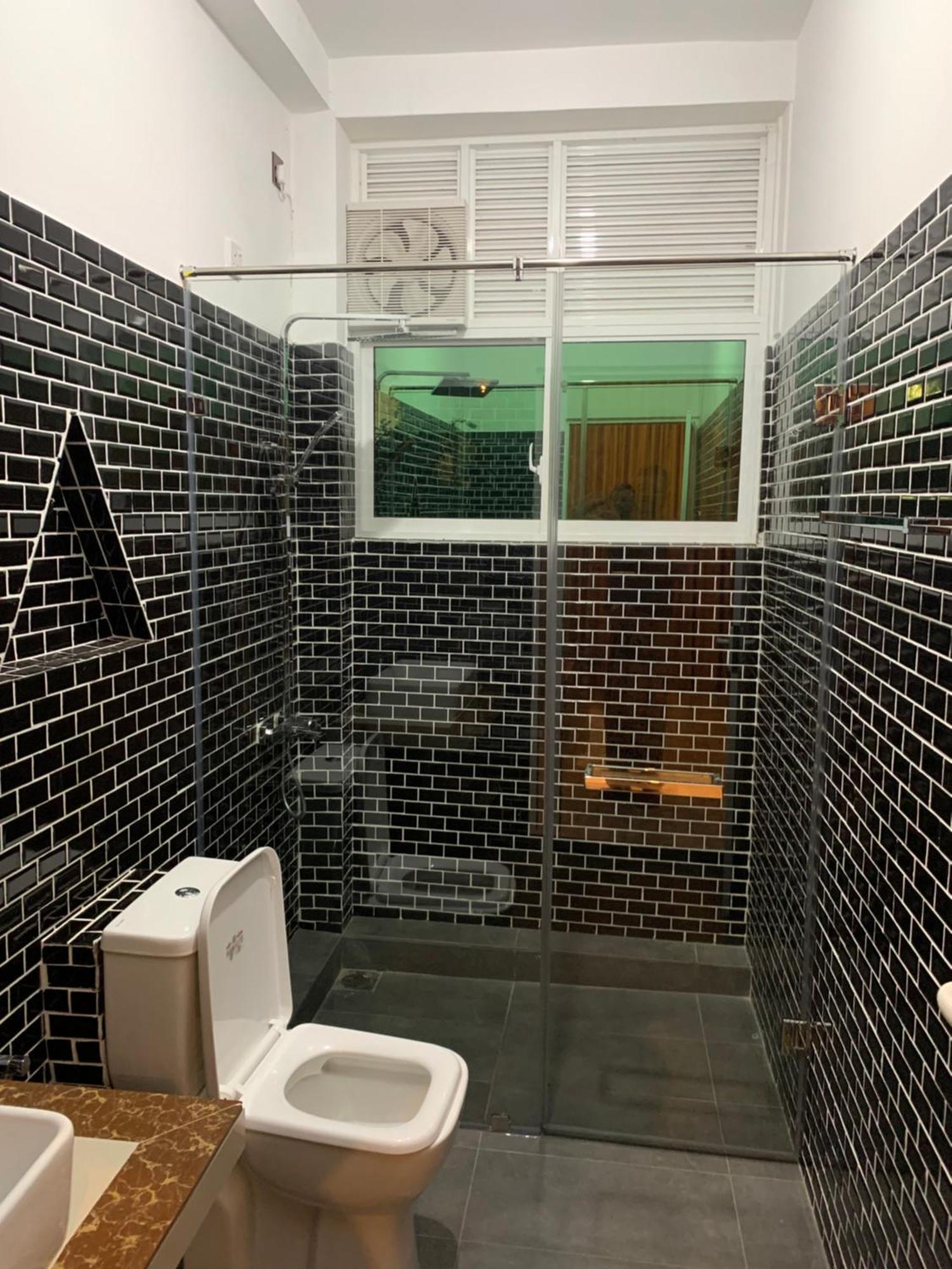 Roof 2 Bed Luxury
