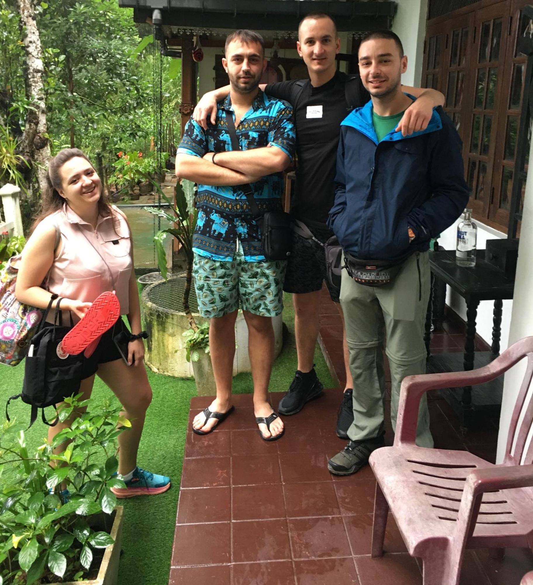 Homestay Villa25 Free Pick Up From The Centre