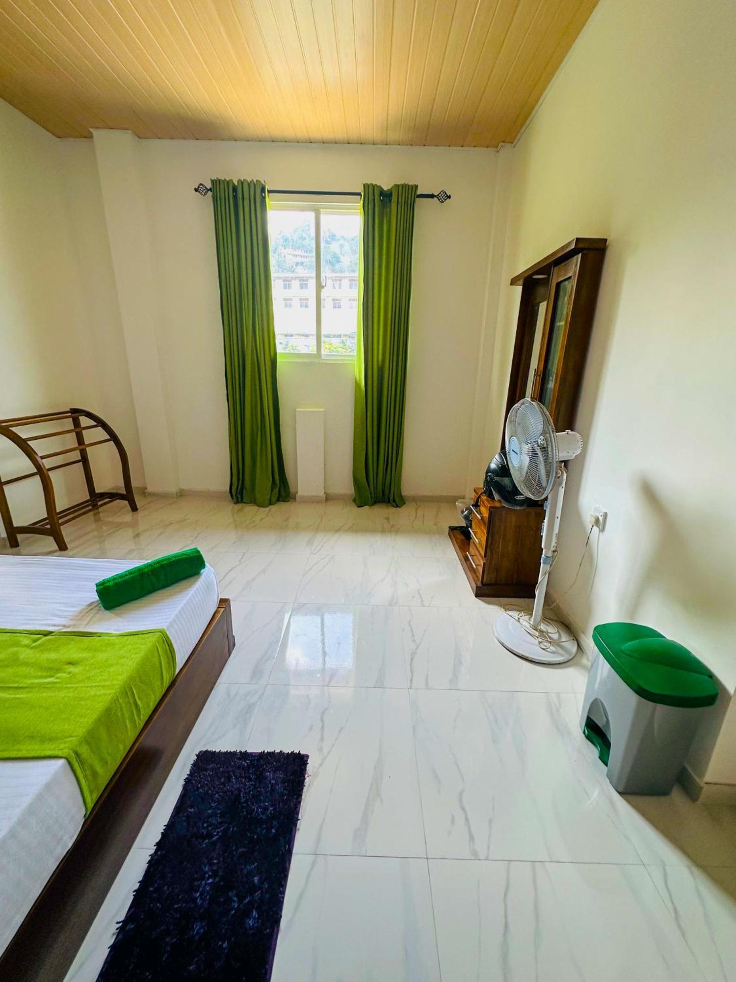 Hotel Jerry's Kandy