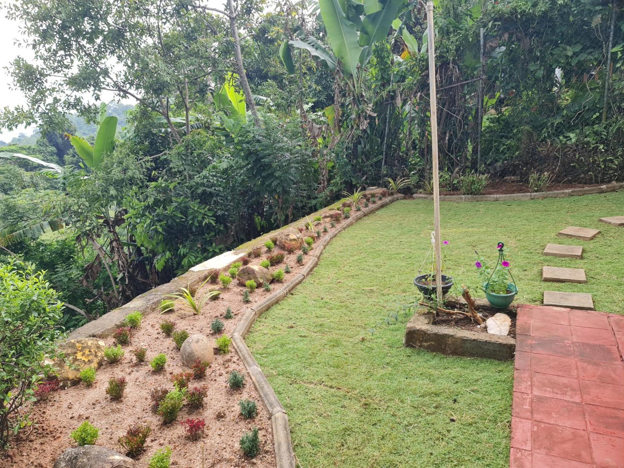 Hello Kandy
