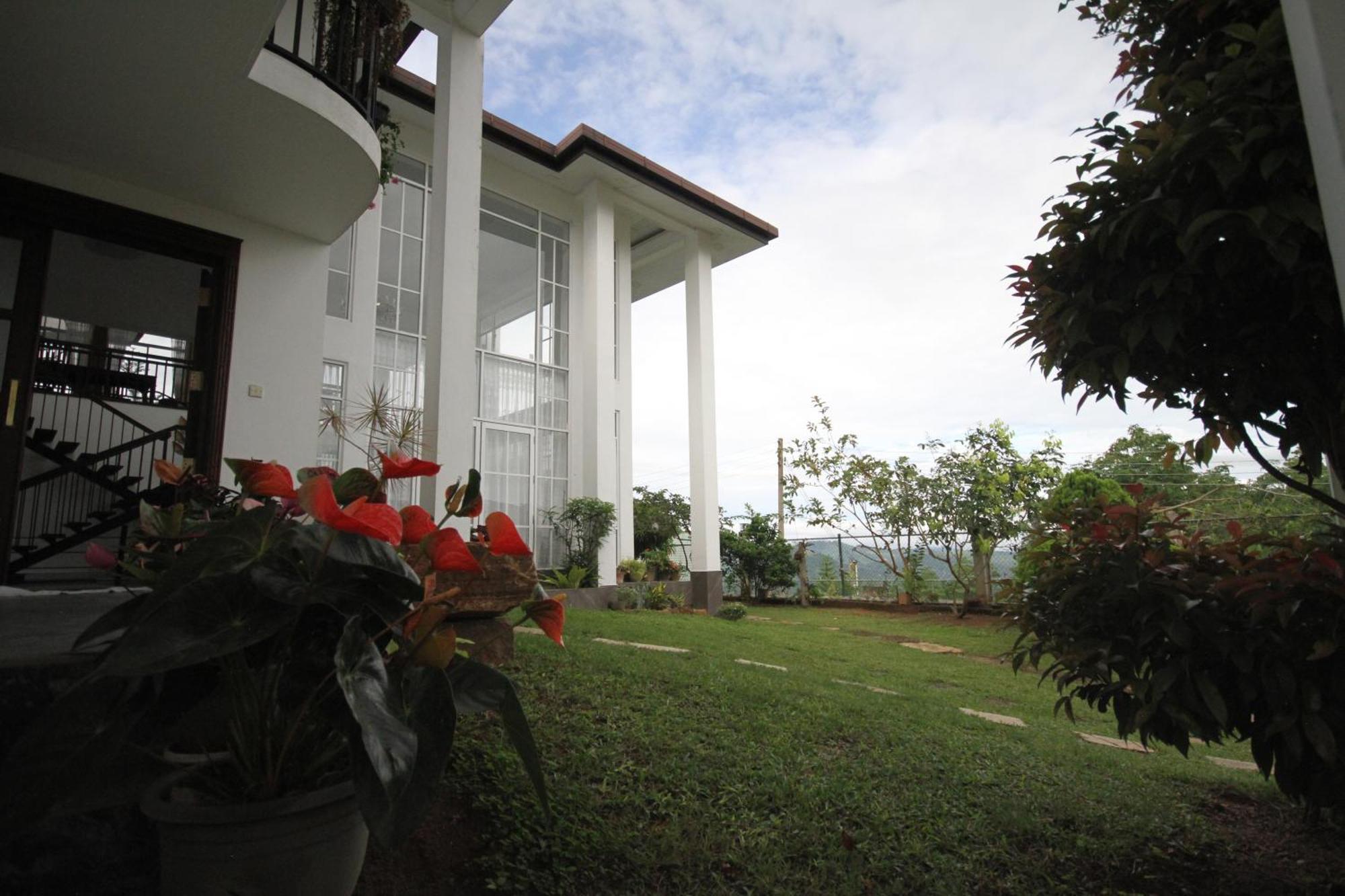 Homestay The Grove Kandy