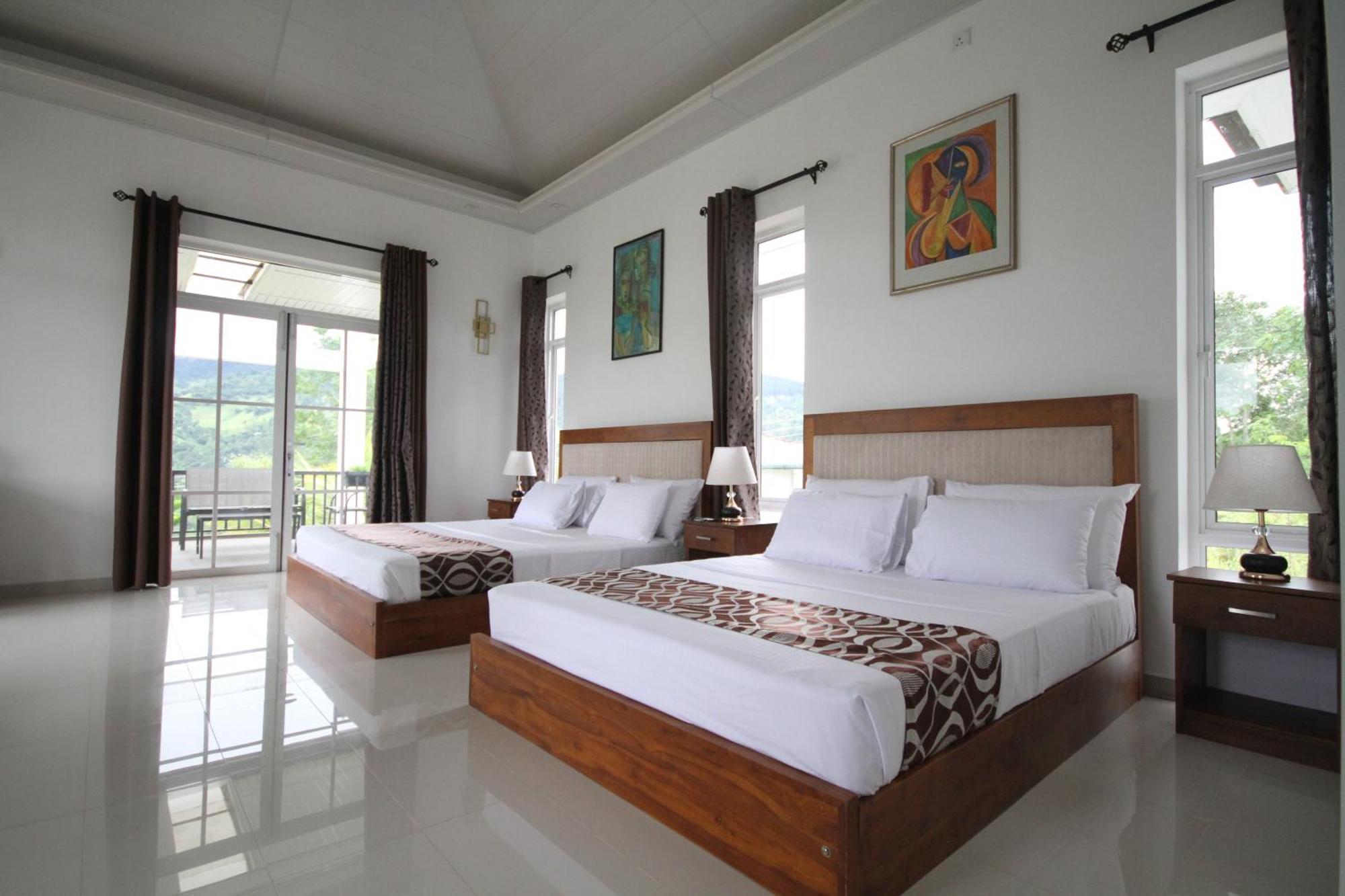 Homestay The Grove *