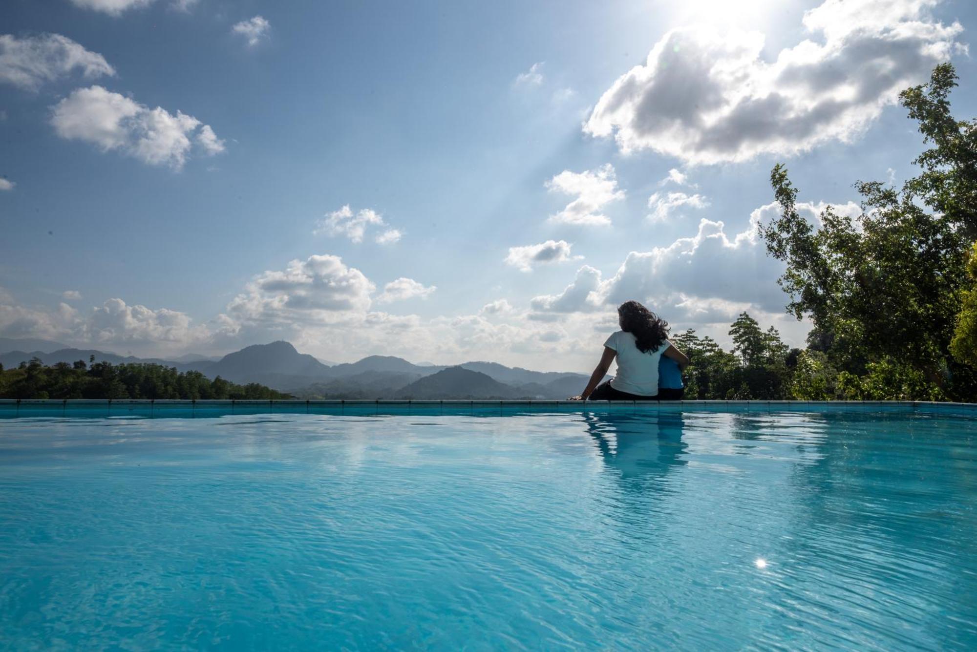 Sky Hotel Kandy