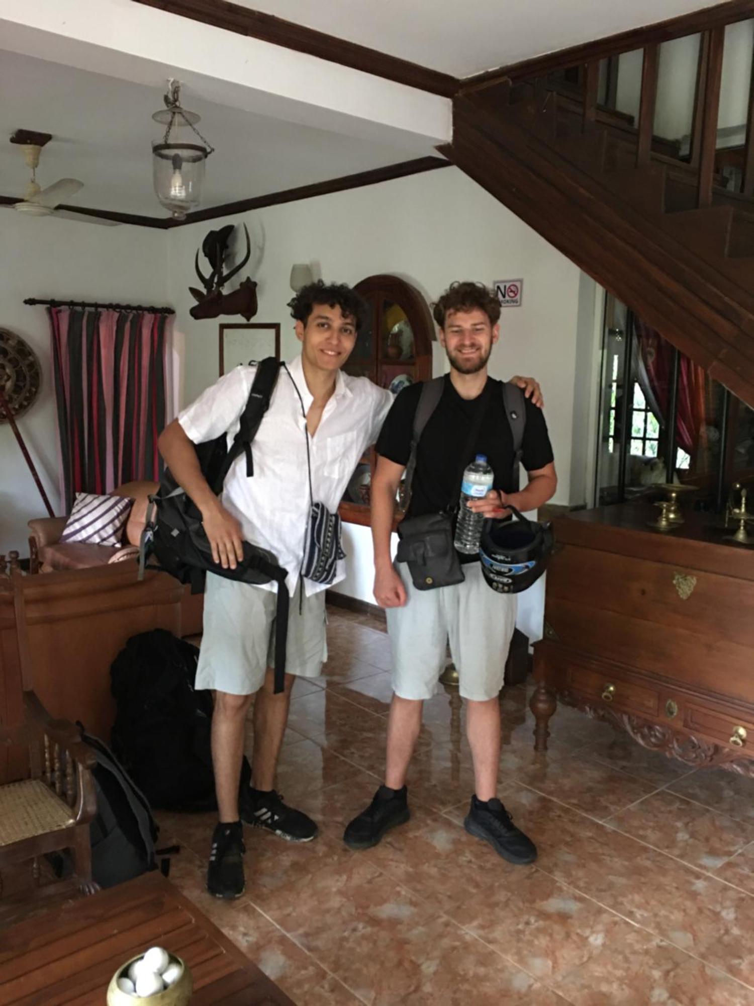 Villa25 Free Pick Up From The Centre Homestay *