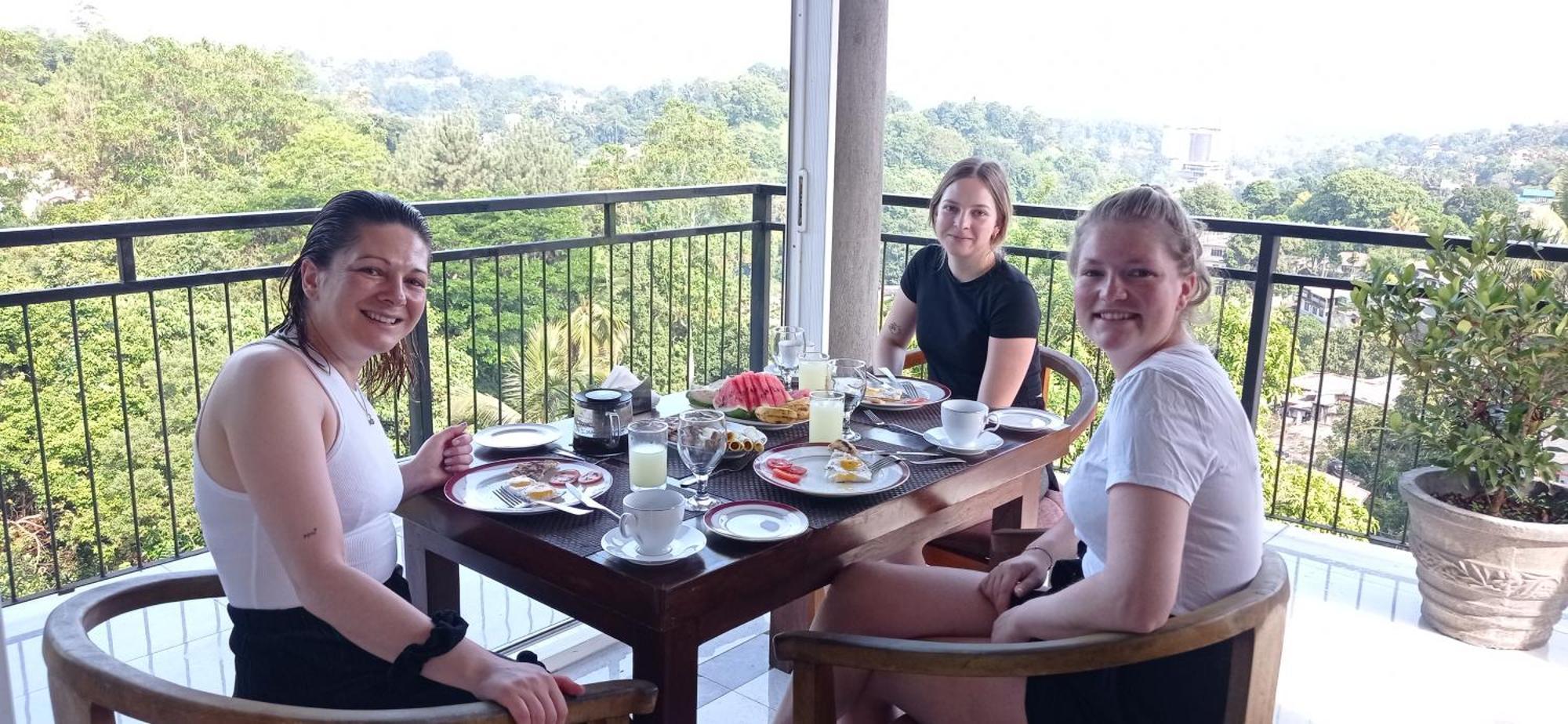 Forest View - No: 50/17 * Kandy