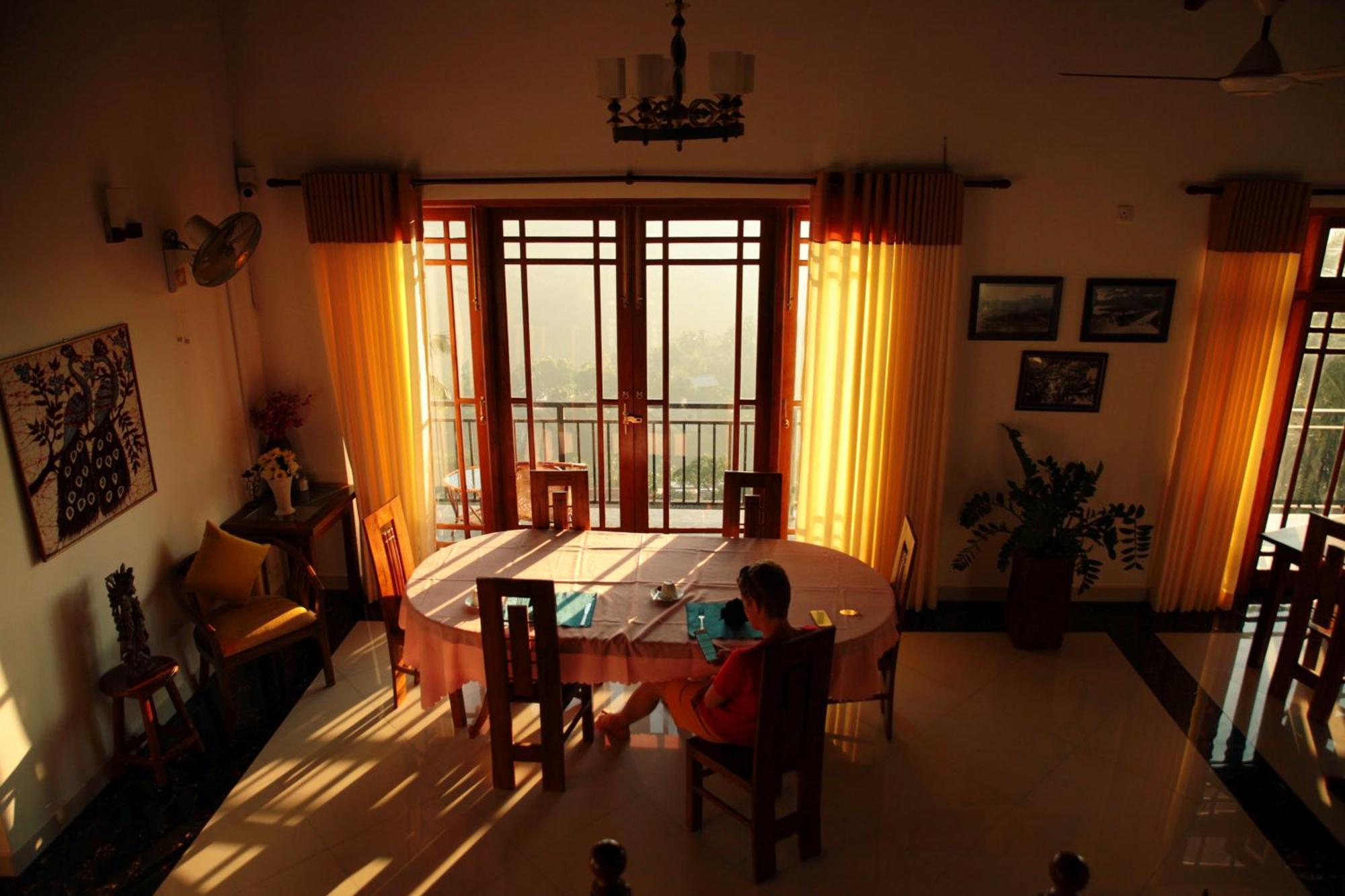 Serenity Hill Oasis 3* Kandy