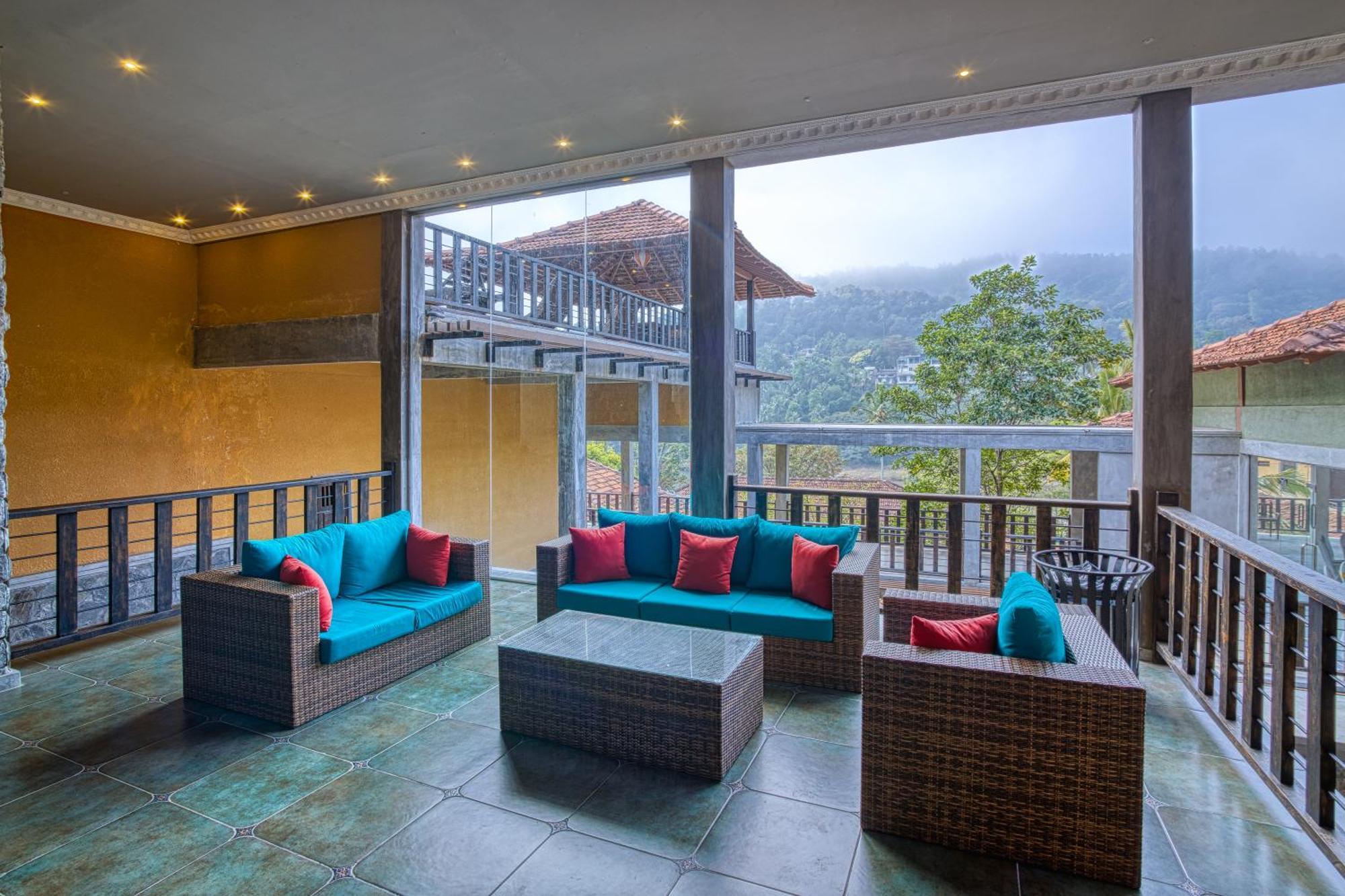 Hotel Serendip Stone And Kandy
