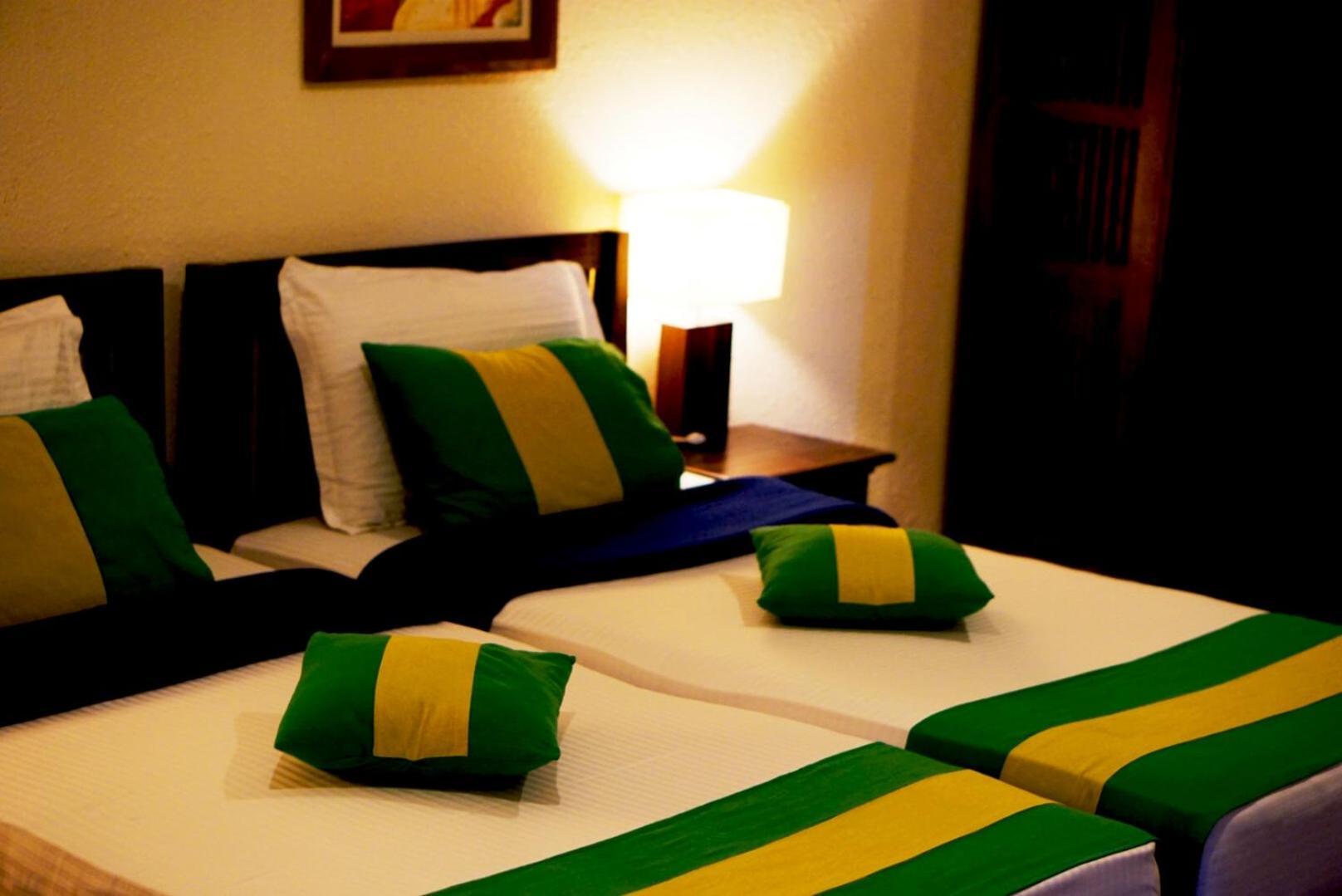 Serendip Stone And Hotel 4*
