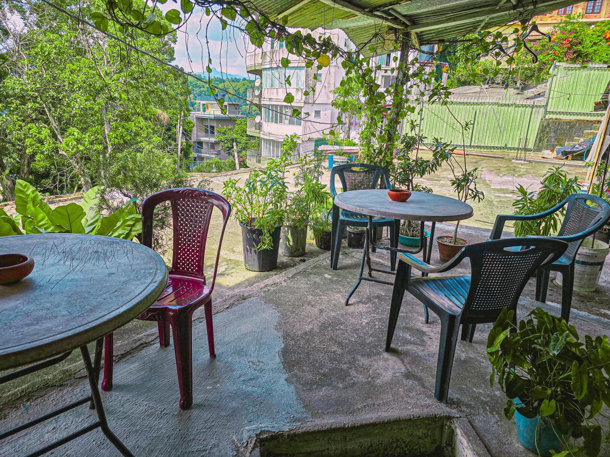 Homestay The Brick House *