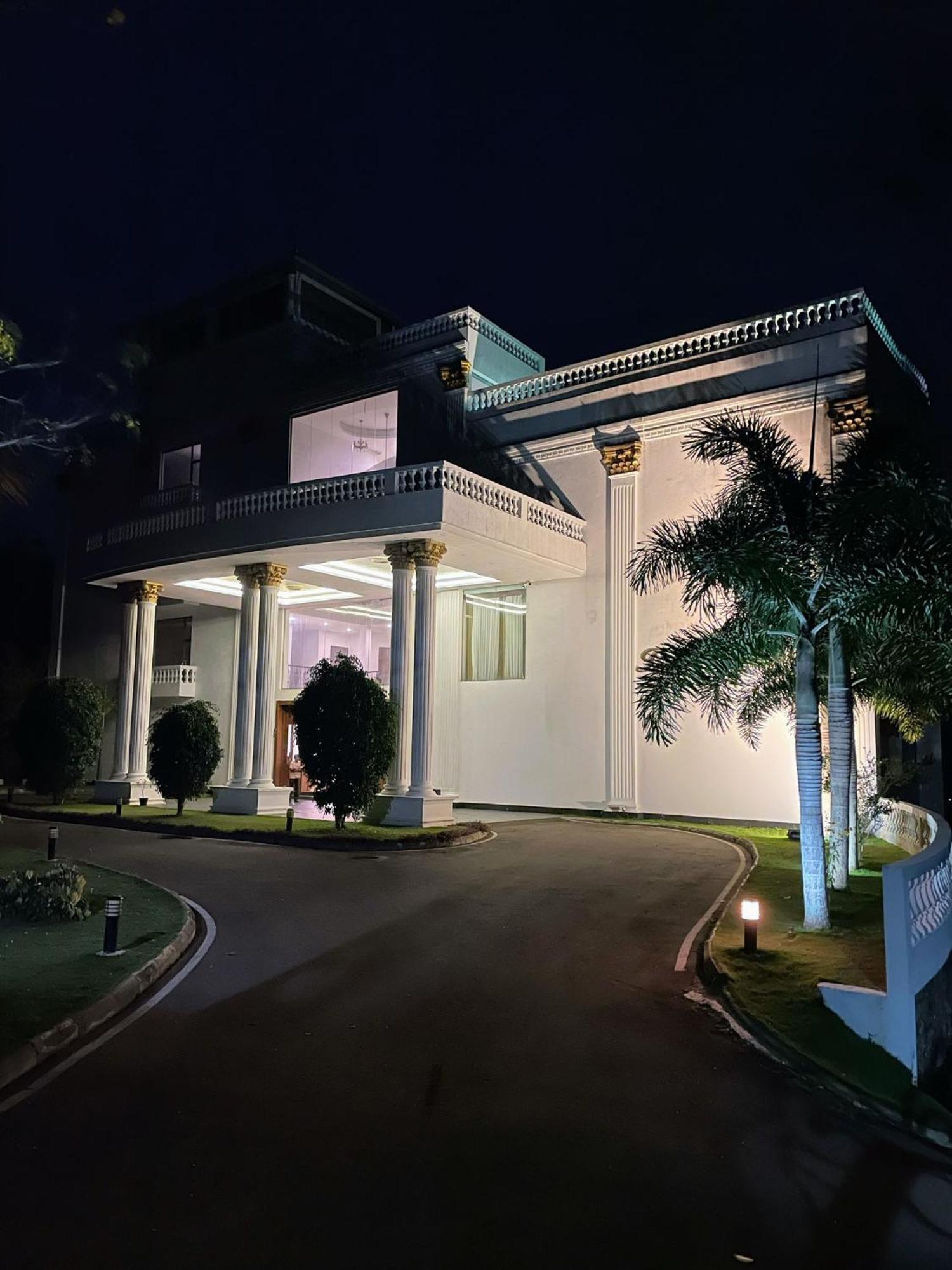 Bellwood Hills & Kandy