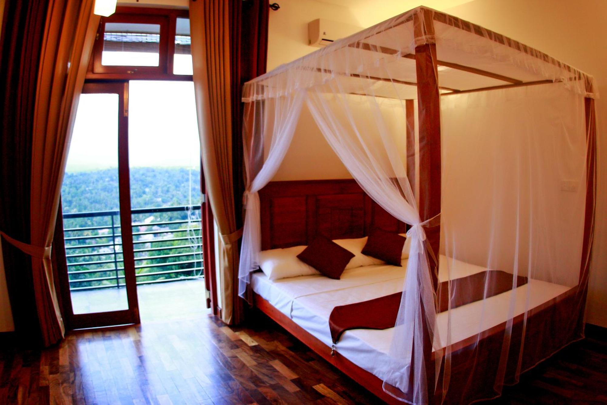 Cirute' Talwatte, Kandy
