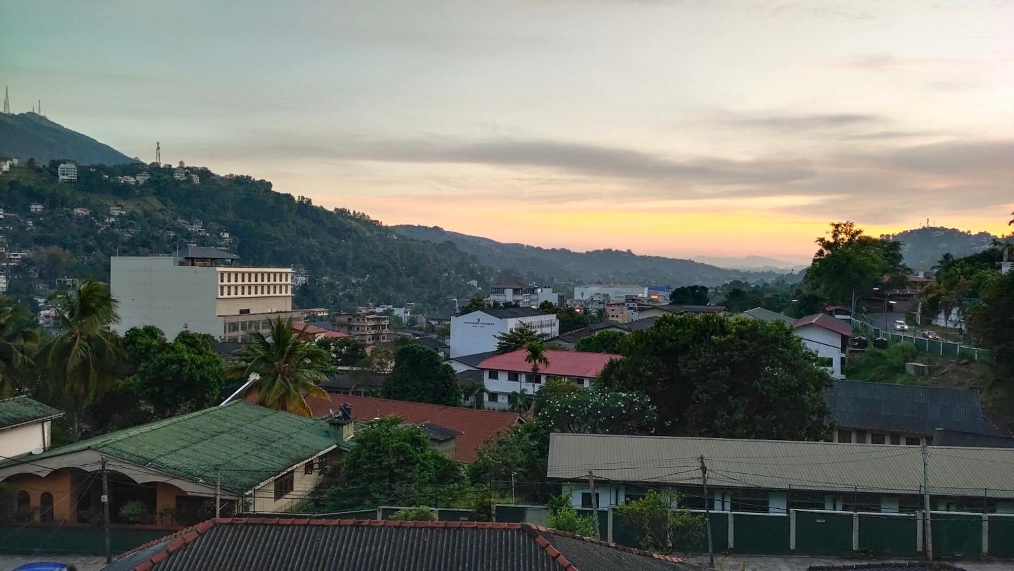 Homestay Marvel Hills