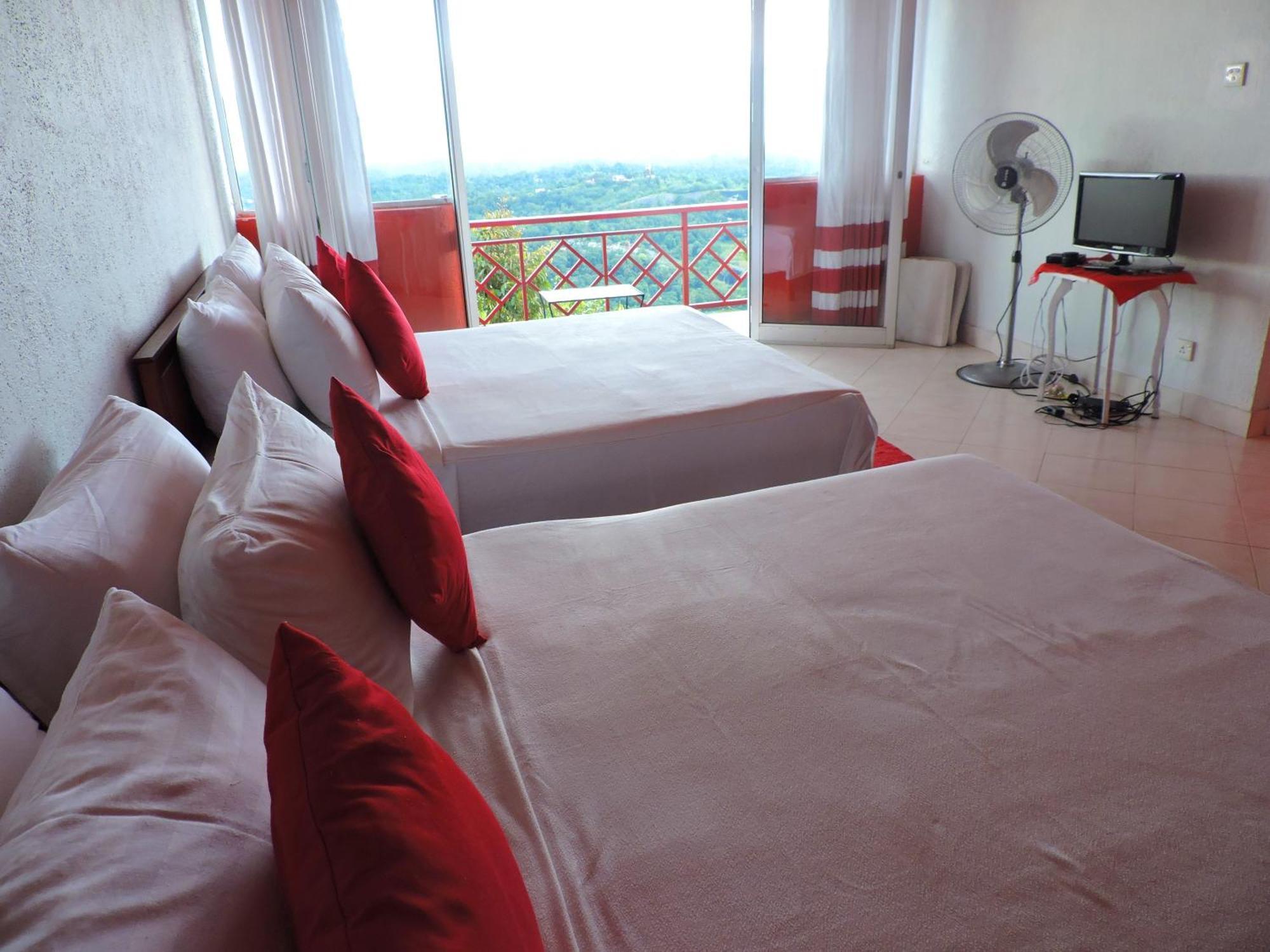 Redhill Kandy Homestay *