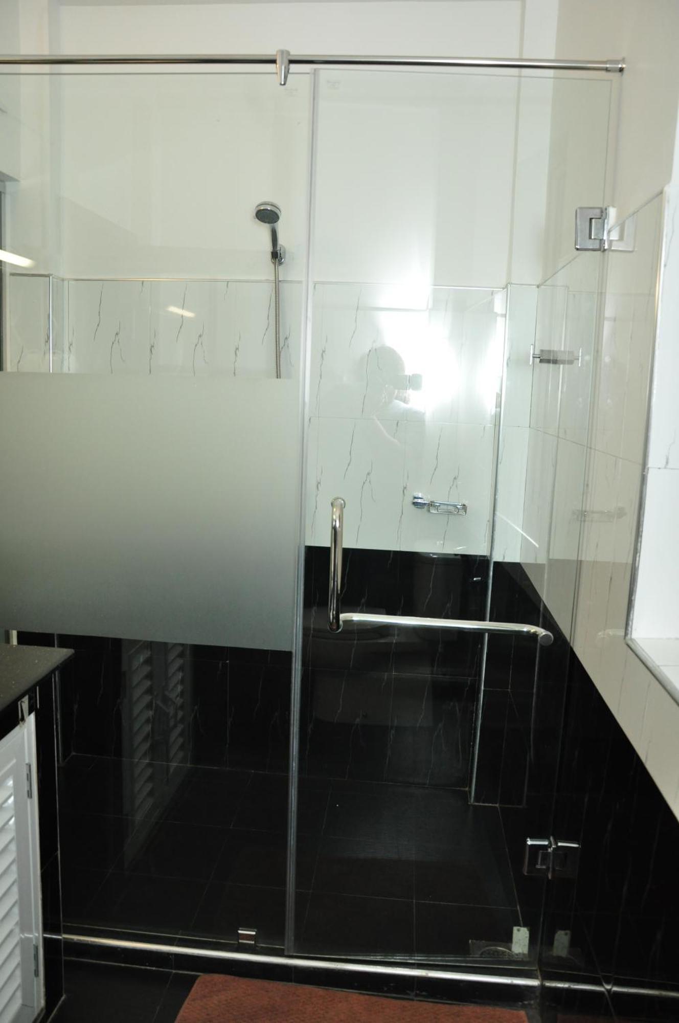 Peradeniya 3*