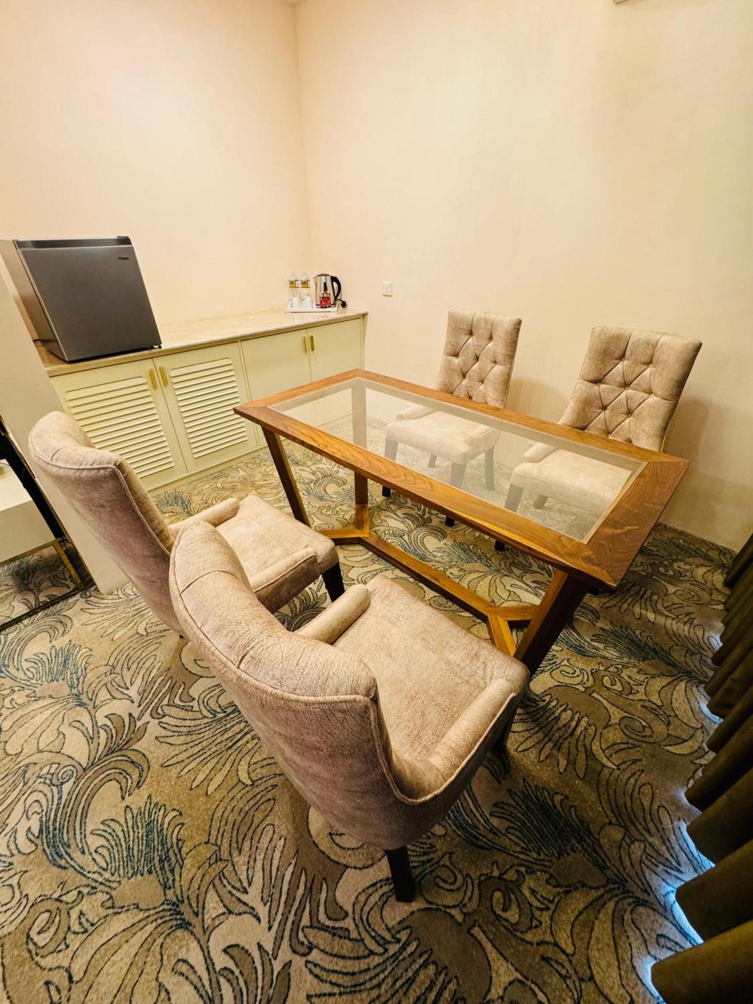 Hotel Devon Rest 4*