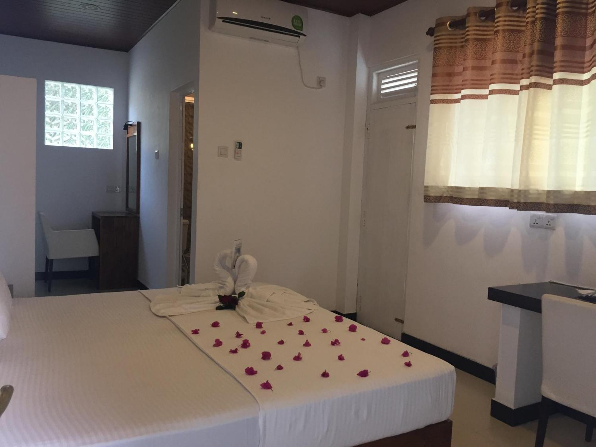 Hotel Grand Orchid Kandy