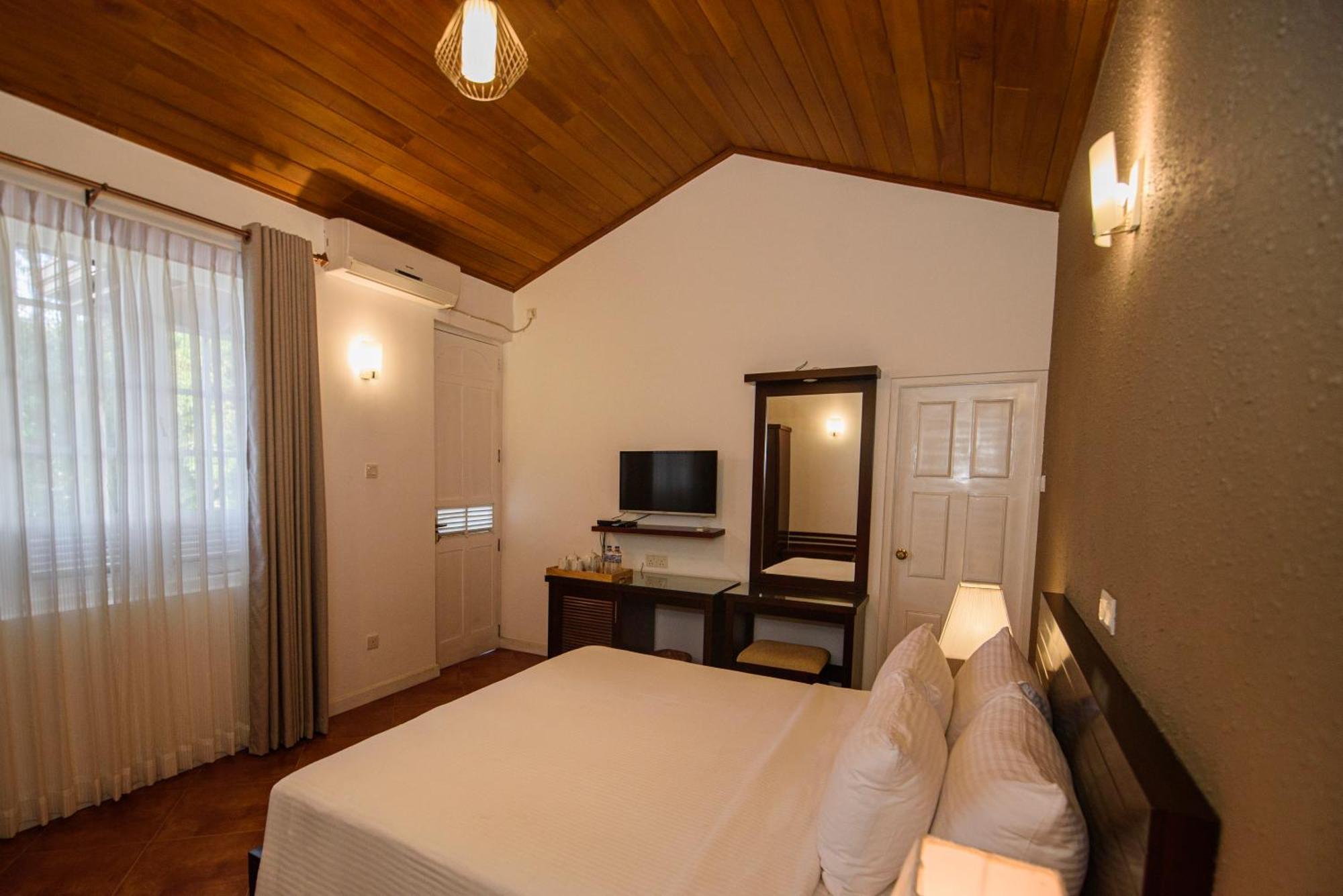 Kingsman House Bed & Breakfast Kandy