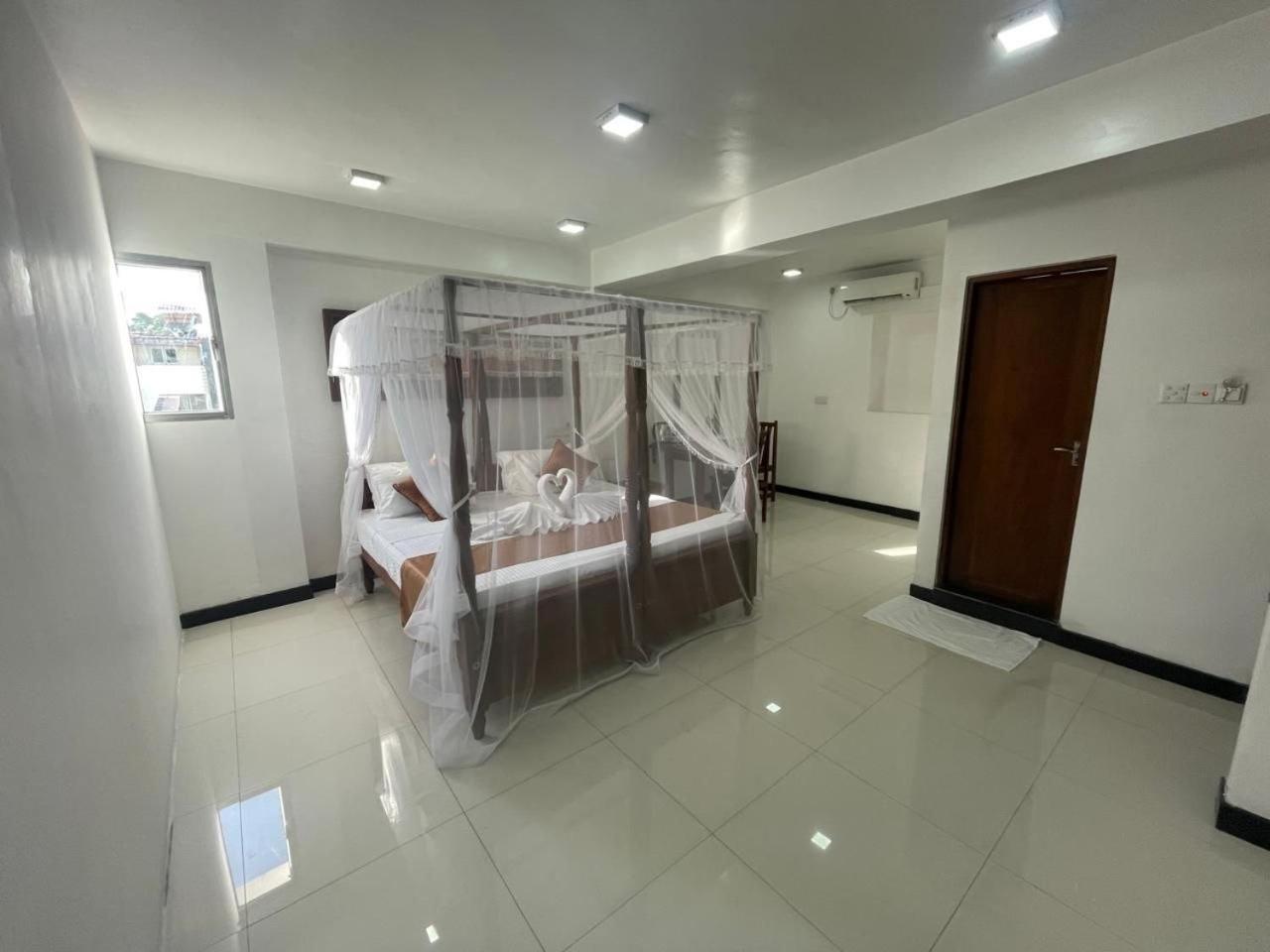 Rush Hotel 3*
