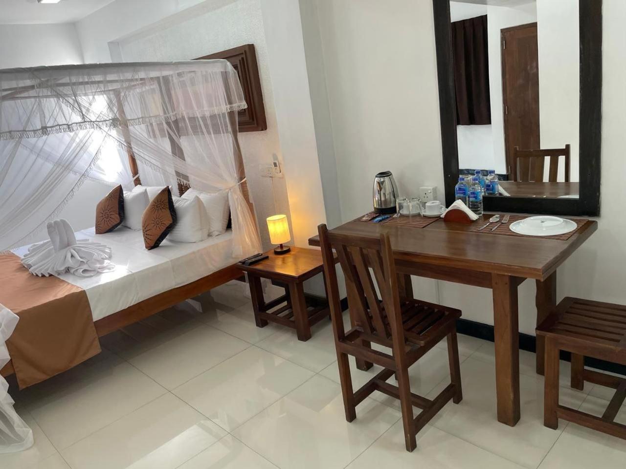 Hotel Rush 3*