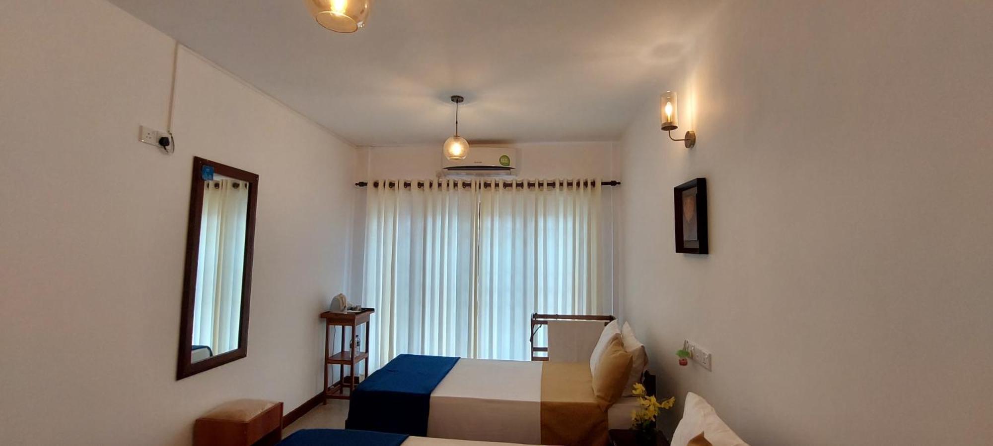 Windy Ridge Guest house 3*