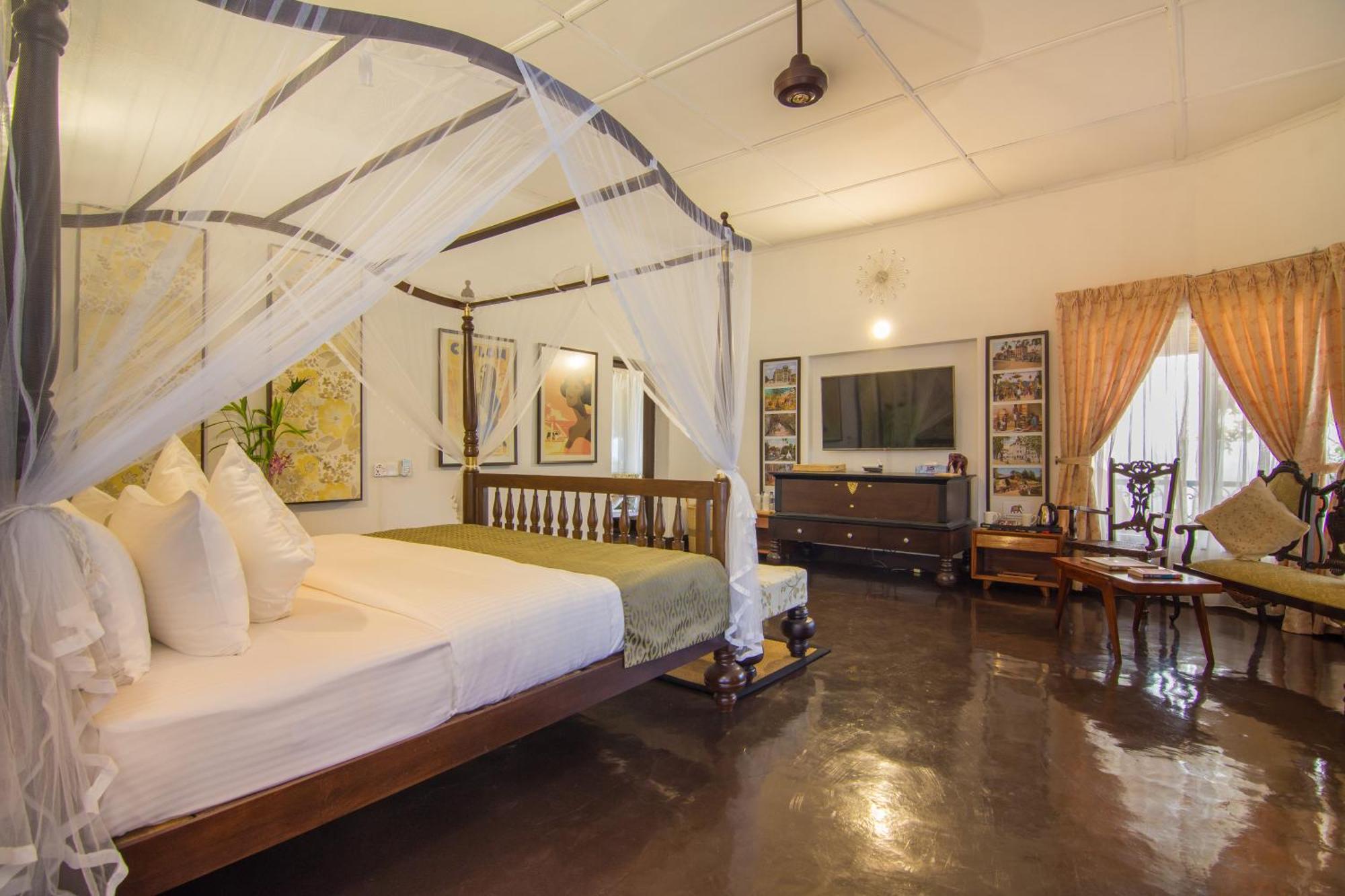 The Elephant Stables 5*