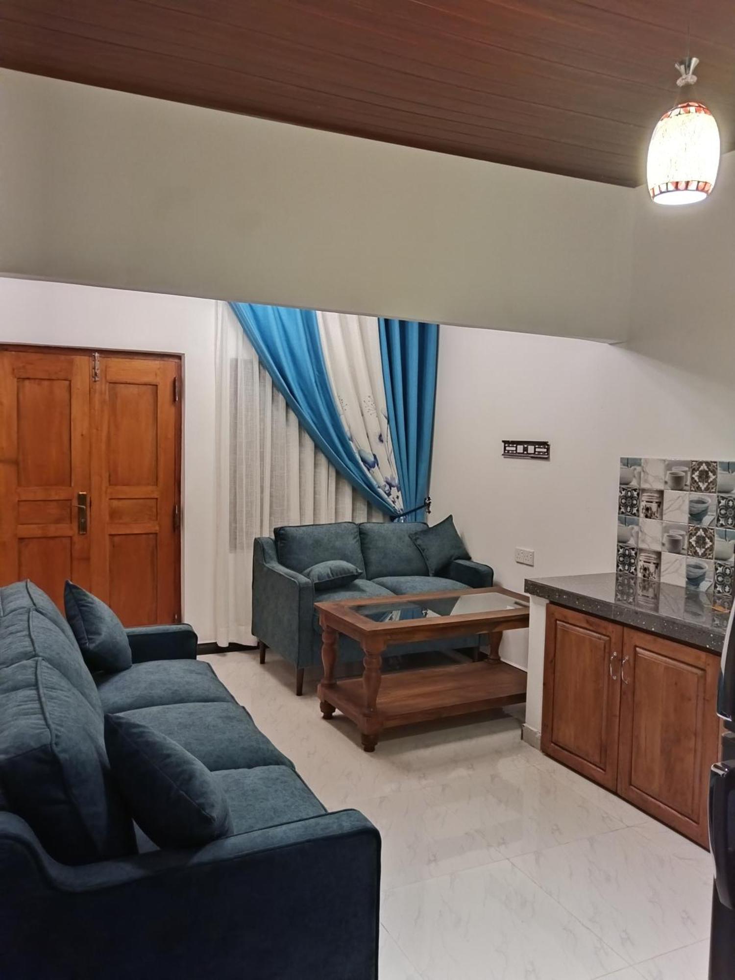 Apartment Jaya Tomodachi *