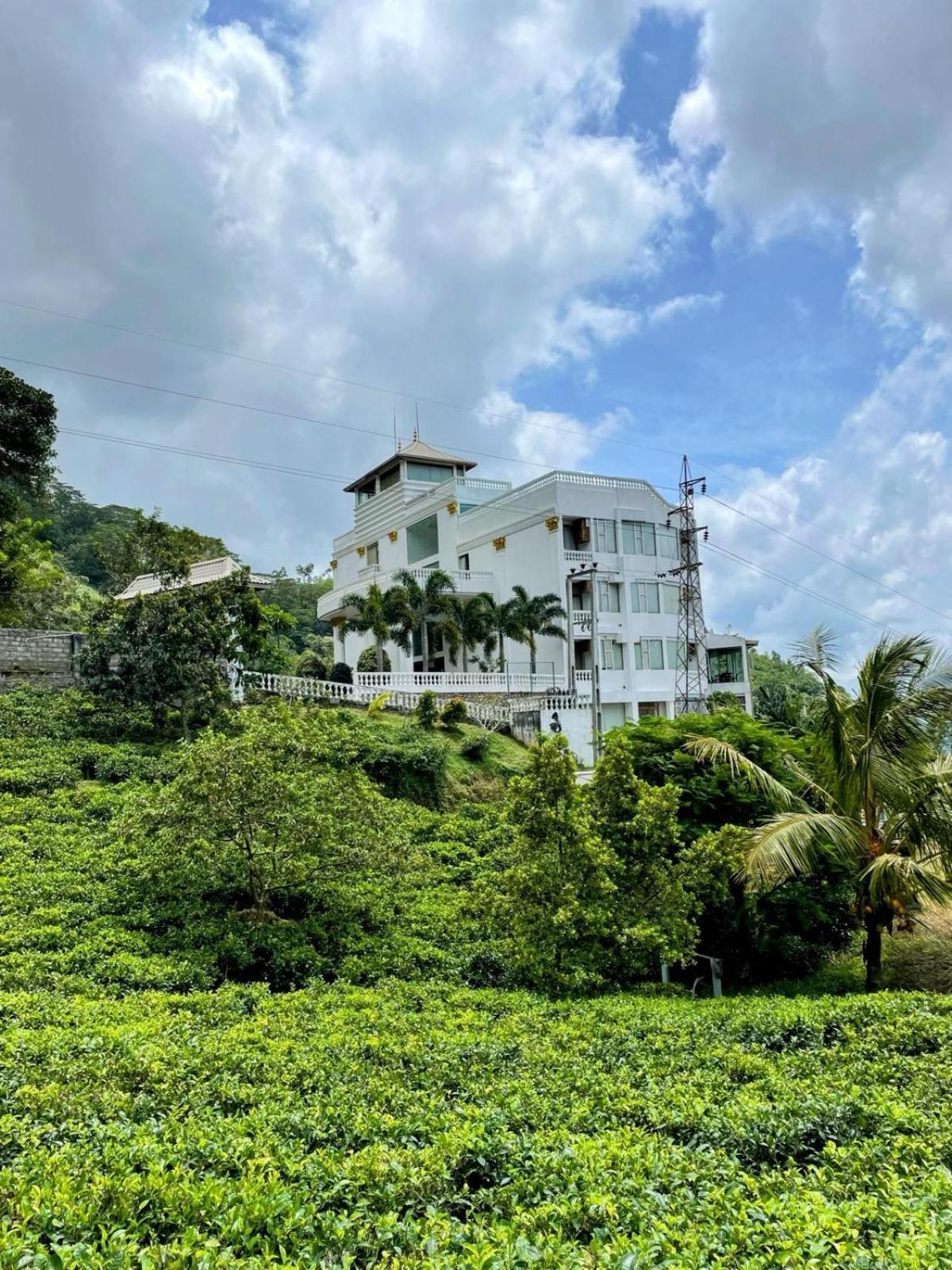 Hotel Bellwood Hills &