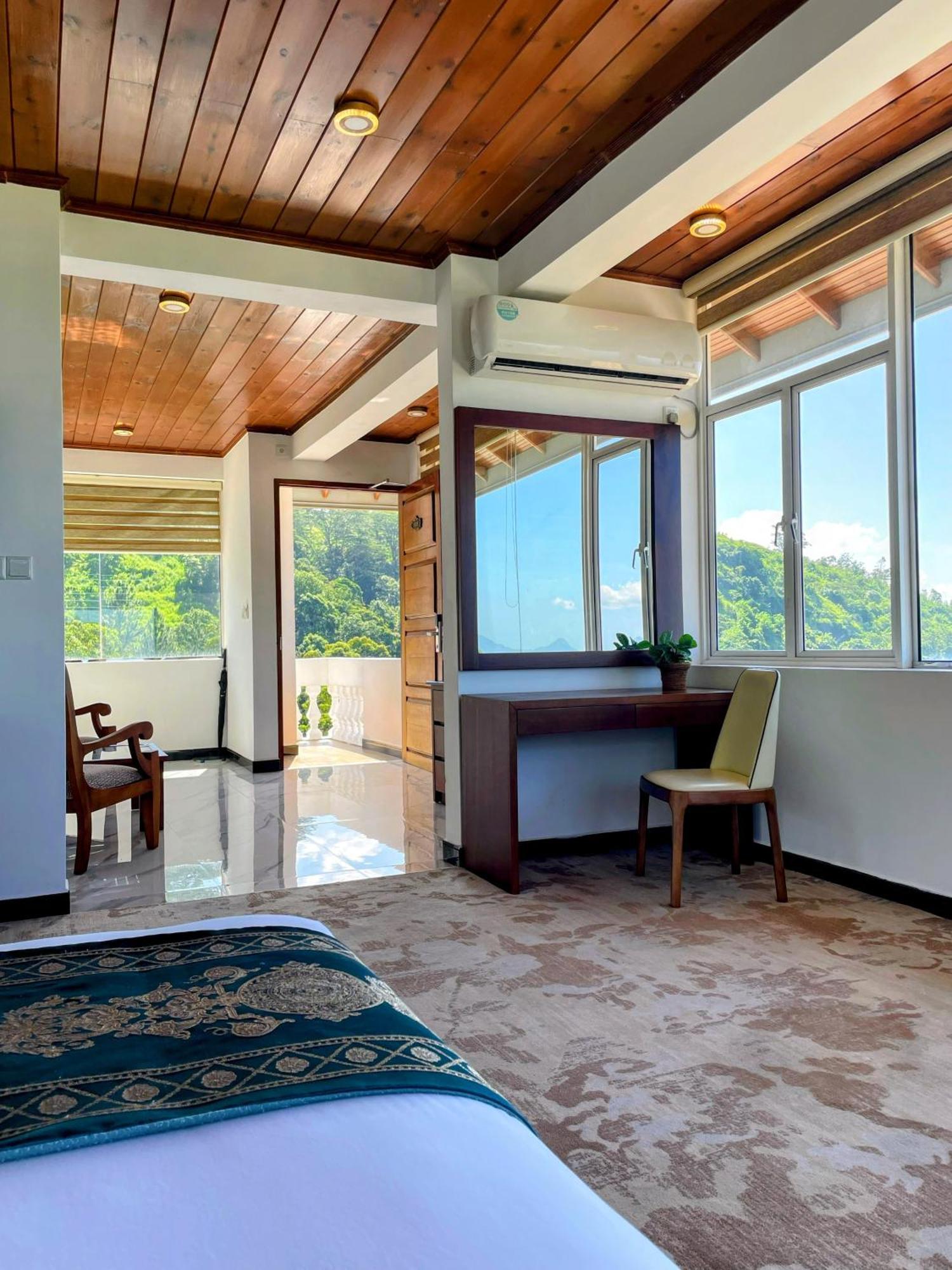 Hotel Bellwood Hills &