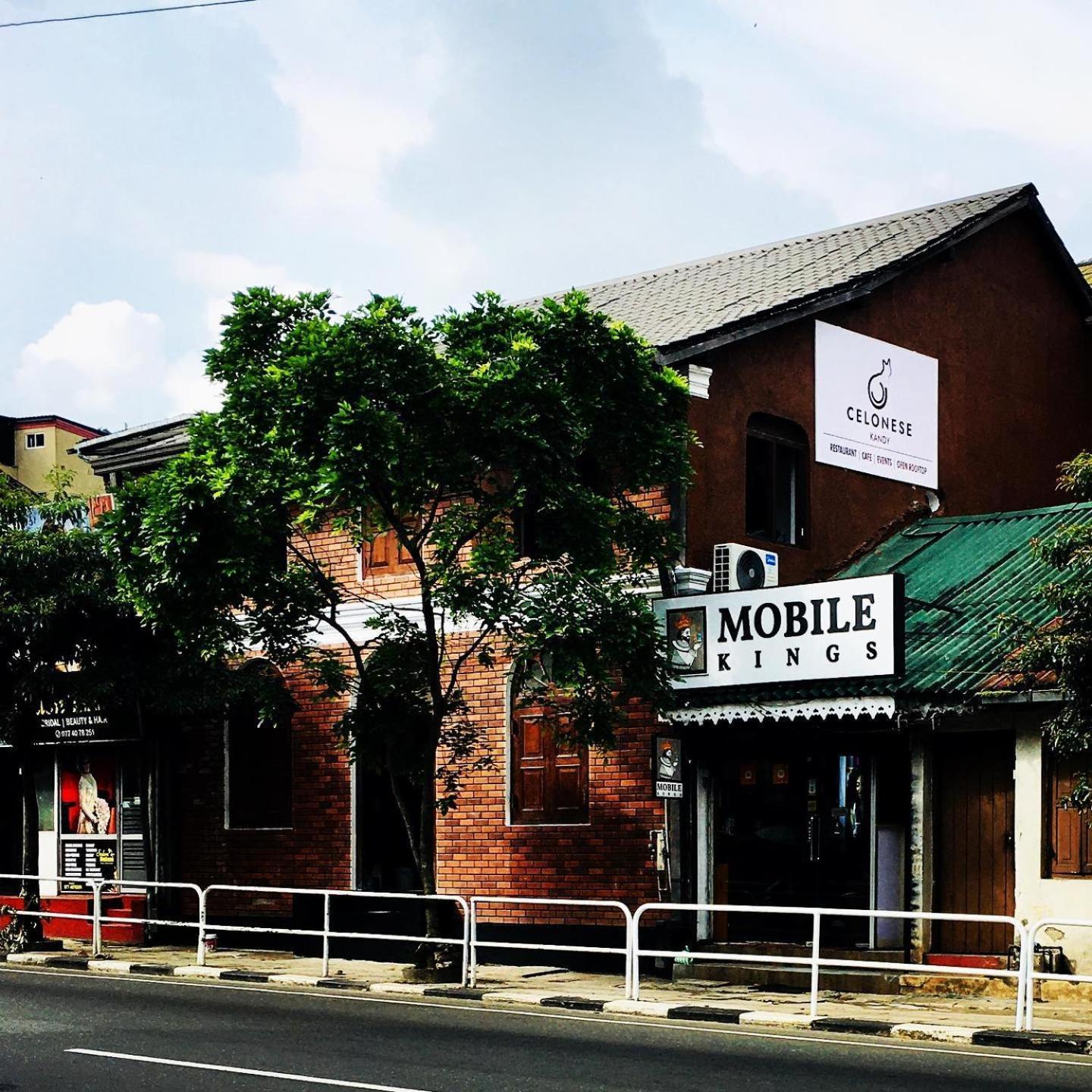 Celonese & Restaurant * Kandy