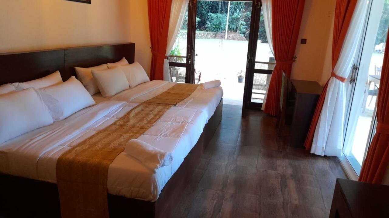 D55 Hotel Kandy