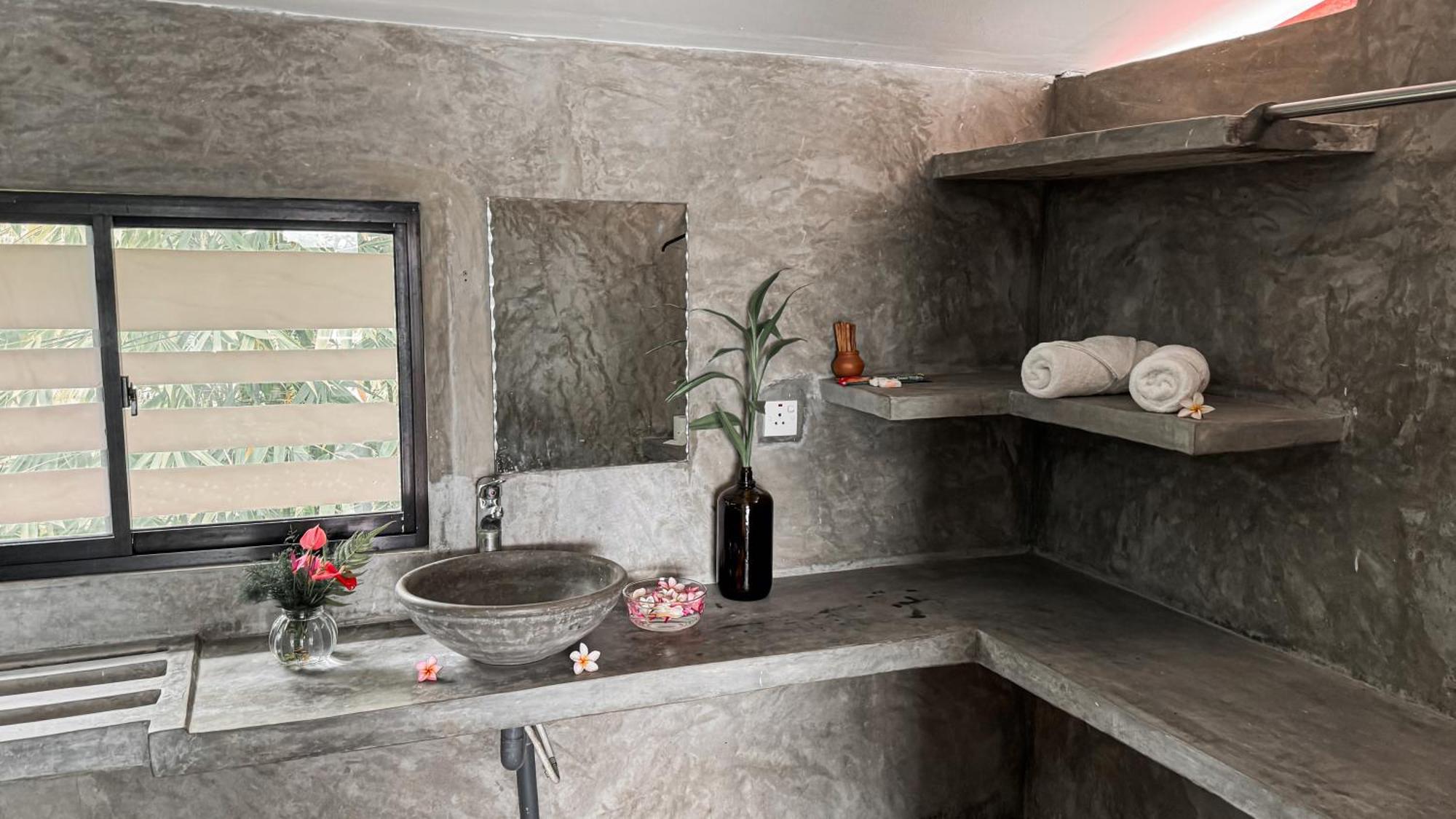 Vietnam House Hotel 3*